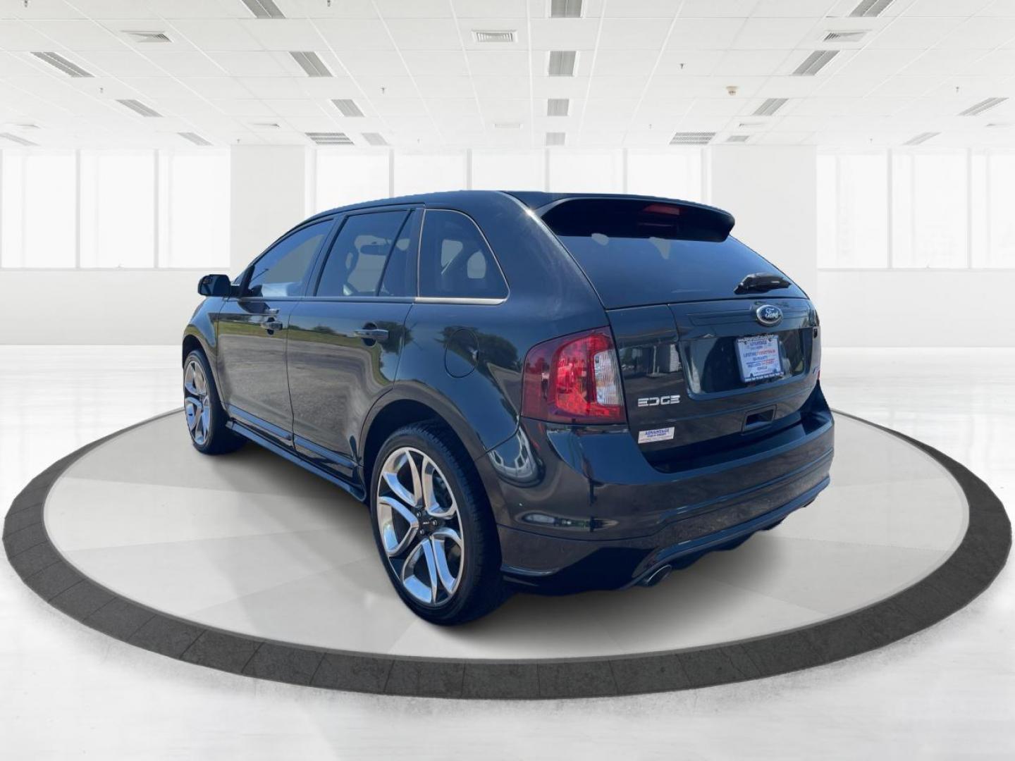 2013 Ford Edge Sport FWD (2FMDK3AK4DB) with an 3.7L V6 DOHC 24V engine, 6-Speed Automatic transmission, located at 8750 N County Rd 25A, Piqua, OH, 45356, (937) 908-9800, 40.164391, -84.232513 - 2013 Ford Edge Sport FWD - Photo#4