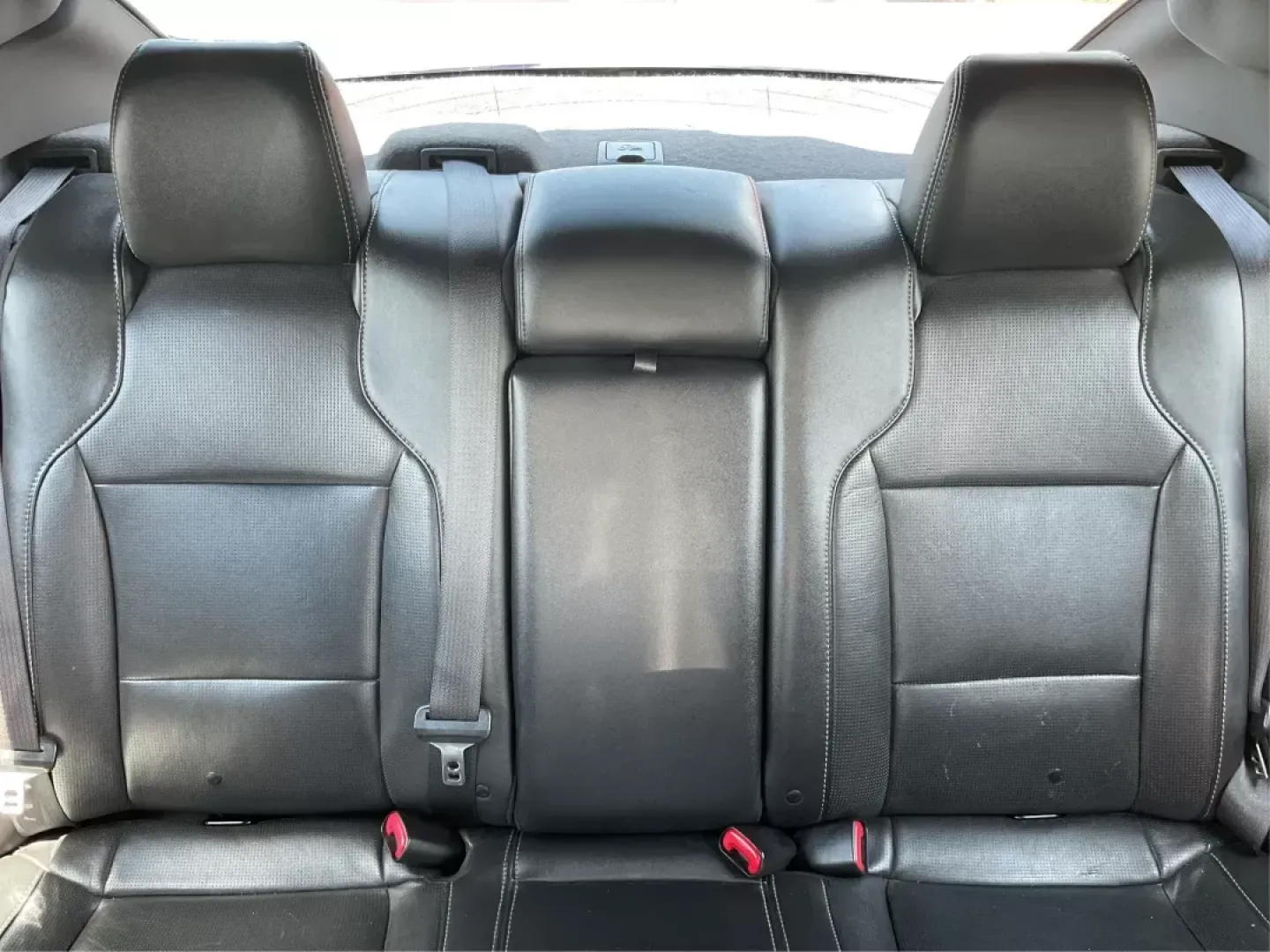 2013 Ford Taurus Limited (1FAHP2F80DG) with an 3.5L V-6 DOHC engine, located at 1184 Kauffman Ave, Fairborn, OH, 45324, (937) 908-9800, 39.807072, -84.030914 - 2013 Ford Taurus Limited - Photo#12