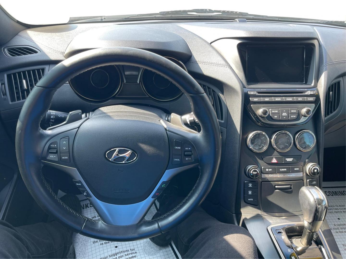 2013 Hyundai Genesis Coupe 2.0T Premium (KMHHT6KD1DU) with an Theta 2L I-4 DOHC engine, located at 1099 N County Rd 25A , Troy, OH, 45373, (937) 908-9800, 40.057079, -84.212883 - 2013 Hyundai Genesis Coupe 2.0T Premium - Photo#19