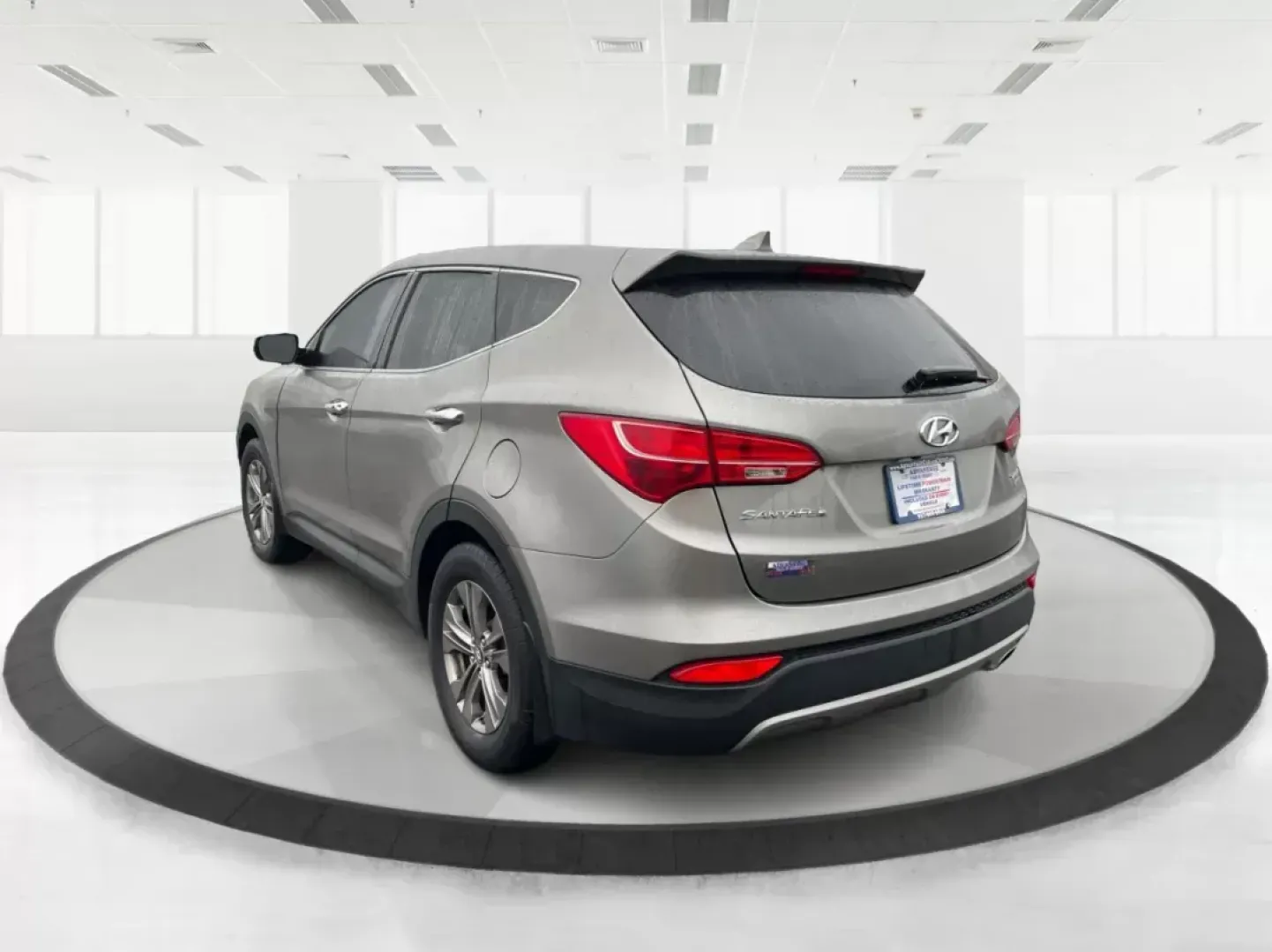 2013 Mineral Gray Hyundai Santa Fe Sport 2.4 AWD (5XYZUDLBXDG) with an 2.4L L4 DOHC 16V engine, 6-Speed Automatic transmission, located at 1184 Kauffman Ave, Fairborn, OH, 45324, (937) 908-9800, 39.807072, -84.030914 - 2013 Hyundai Santa Fe Sport 2.4 AWD - Photo#4