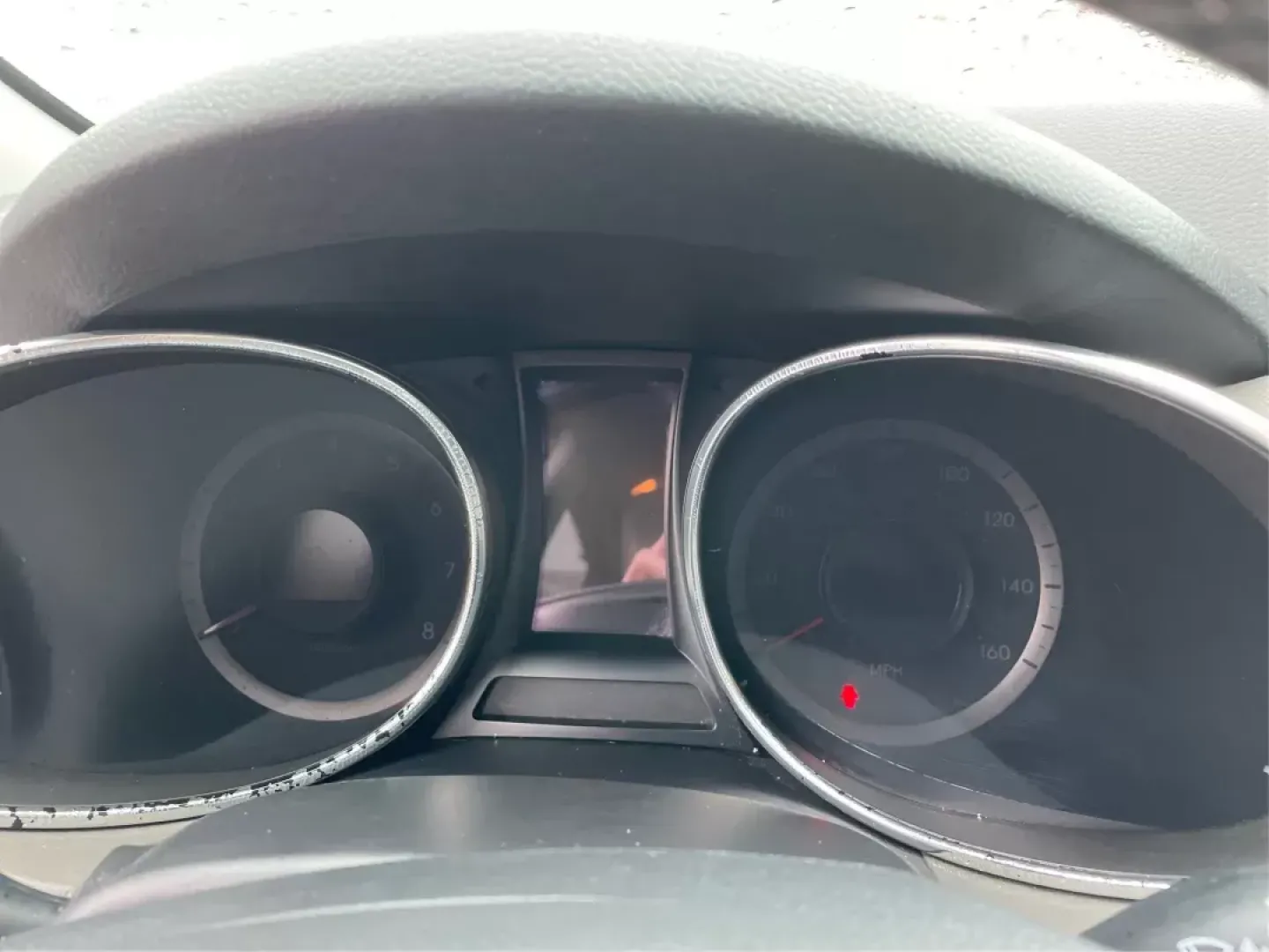 2013 Mineral Gray Hyundai Santa Fe Sport 2.4 AWD (5XYZUDLBXDG) with an 2.4L L4 DOHC 16V engine, 6-Speed Automatic transmission, located at 1184 Kauffman Ave, Fairborn, OH, 45324, (937) 908-9800, 39.807072, -84.030914 - 2013 Hyundai Santa Fe Sport 2.4 AWD - Photo#14