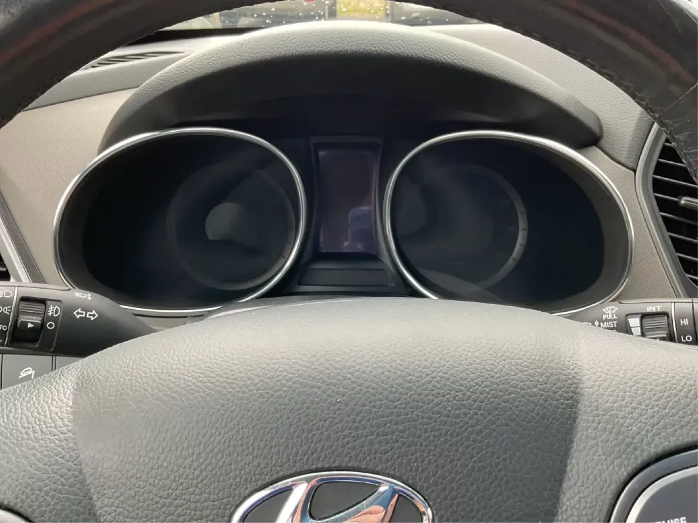 2013 Hyundai Santa Fe Sport (5XYZU3LB9DG) with an Theta II 2.4L I-4 gasoline direct injection engine, located at 4508 South Dixie Dr, Moraine, OH, 45439, (937) 908-9800, 39.689976, -84.218452 - One Owner - Photo#13