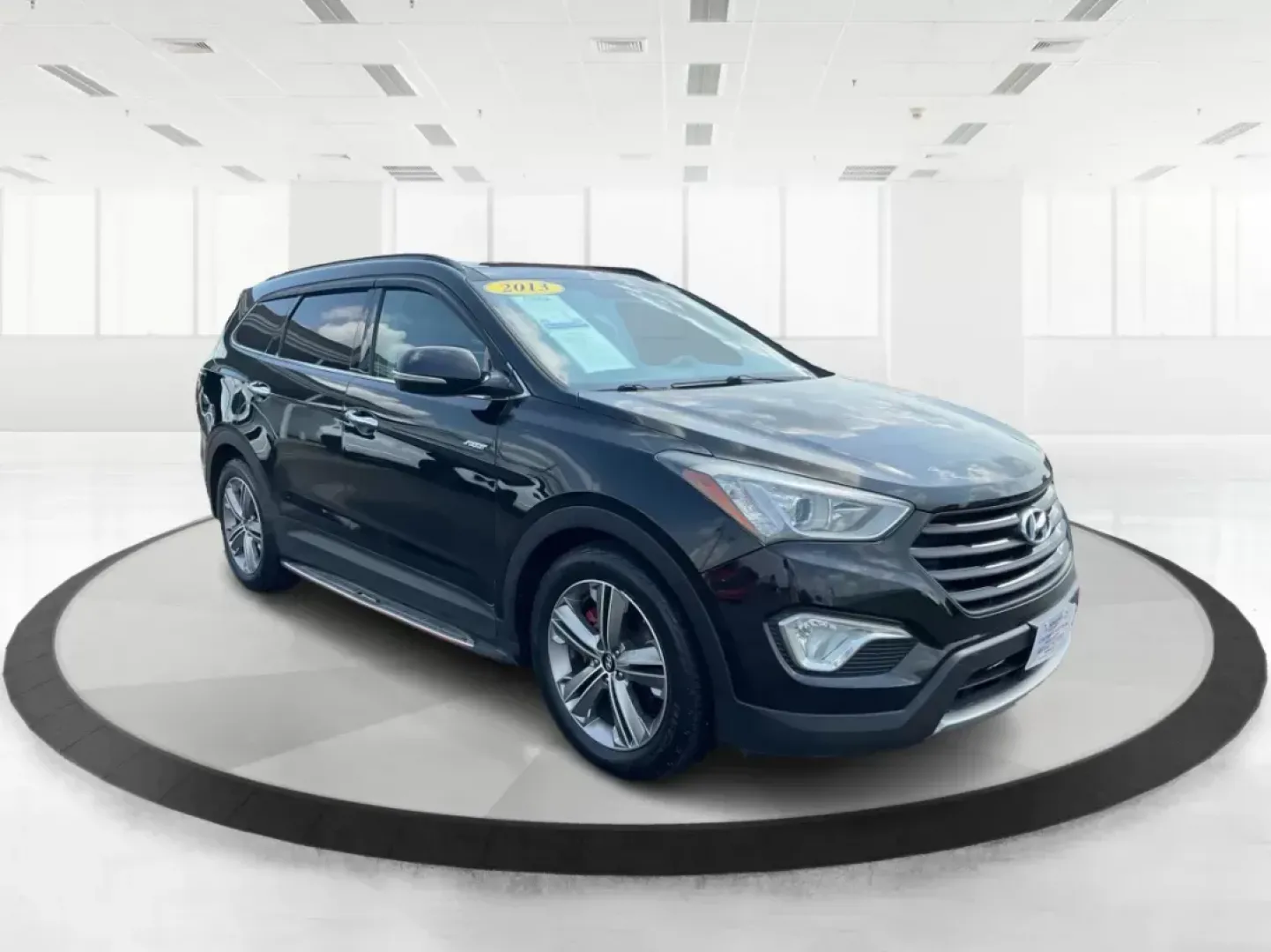 2013 Hyundai Santa Fe Limited (KM8SRDHF5DU) with an Lambda II 3.3L V-6 gasoline direct injection engine, located at 1099 N County Rd 25A , Troy, OH, 45373, (937) 908-9800, 40.057079, -84.212883 - **Experience Every Journey with Style and Comfort: 2013 Hyundai Santa Fe Limited at Advantage Car and Credit!**<br /> <br /> Are you looking for a vehicle that seamlessly blends comfort, capability, and style for your family adventures or daily commutes? Look no further! The 2013 Hyundai Santa Fe Li - Photo#0