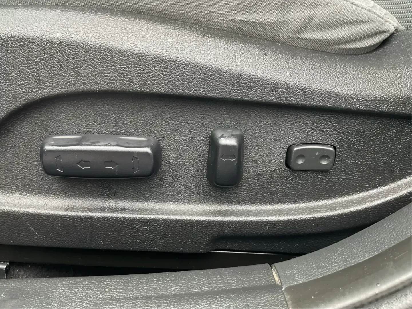 2013 Gray Hyundai Sonata GLS (5NPEB4AC5DH) with an 2.4L L4 DOHC 16V engine, 6-Speed Automatic transmission, located at 8750 N County Rd 25A, Piqua, OH, 45356, (937) 908-9800, 40.164391, -84.232513 - **Embrace the Open Road with the 2013 Hyundai Sonata A Perfect Companion for Life's Journeys!**<br /> <br /> Are you in the market for an affordable, reliable vehicle that can seamlessly adapt to your lifestyle? Look no further than the 2013 Hyundai Sonata, priced competitively at just $13,995! Thi - Photo#16