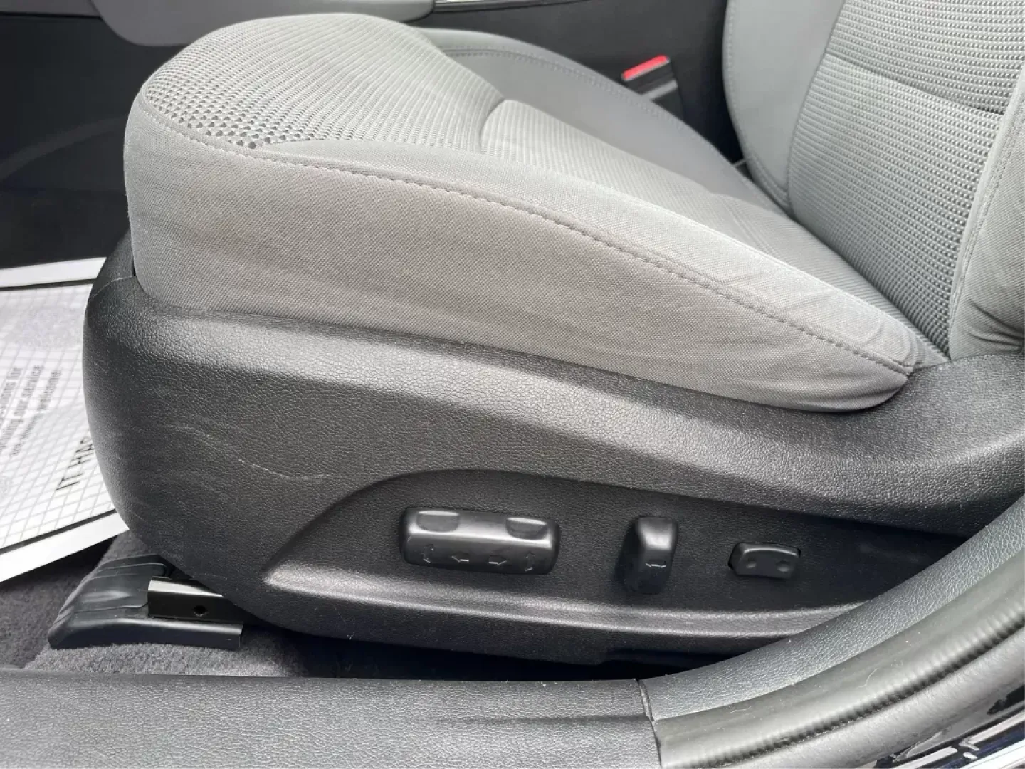 2013 Hyundai Sonata GLS (5NPEB4AC5DH) with an 2.4L I-4 gasoline direct injection engine, located at 880 E. National Road, Vandalia, OH, 45377, (937) 908-9800, 39.891918, -84.183594 - 2013 Hyundai Sonata GLS - Photo#16