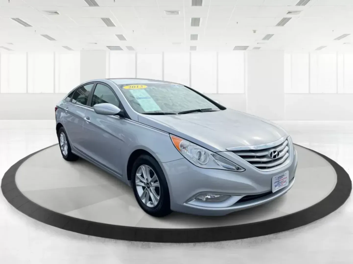 2013 Hyundai Sonata GLS (5NPEB4AC1DH) with an 2.4L I-4 gasoline direct injection engine, located at 8750 N County Rd 25A, Piqua, OH, 45356, (937) 908-9800, 40.164391, -84.232513 - One Owner - Photo#0