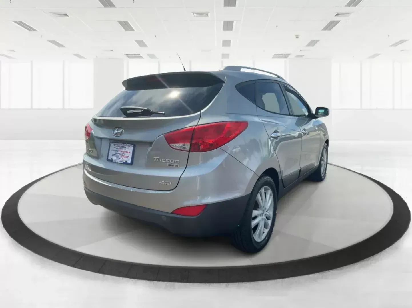 2013 Hyundai Tucson Limited (KM8JUCAC4DU) with an Other engine, located at 1184 Kauffman Ave, Fairborn, OH, 45324, (937) 908-9800, 39.807072, -84.030914 - 2013 Hyundai Tucson Limited - Photo#2