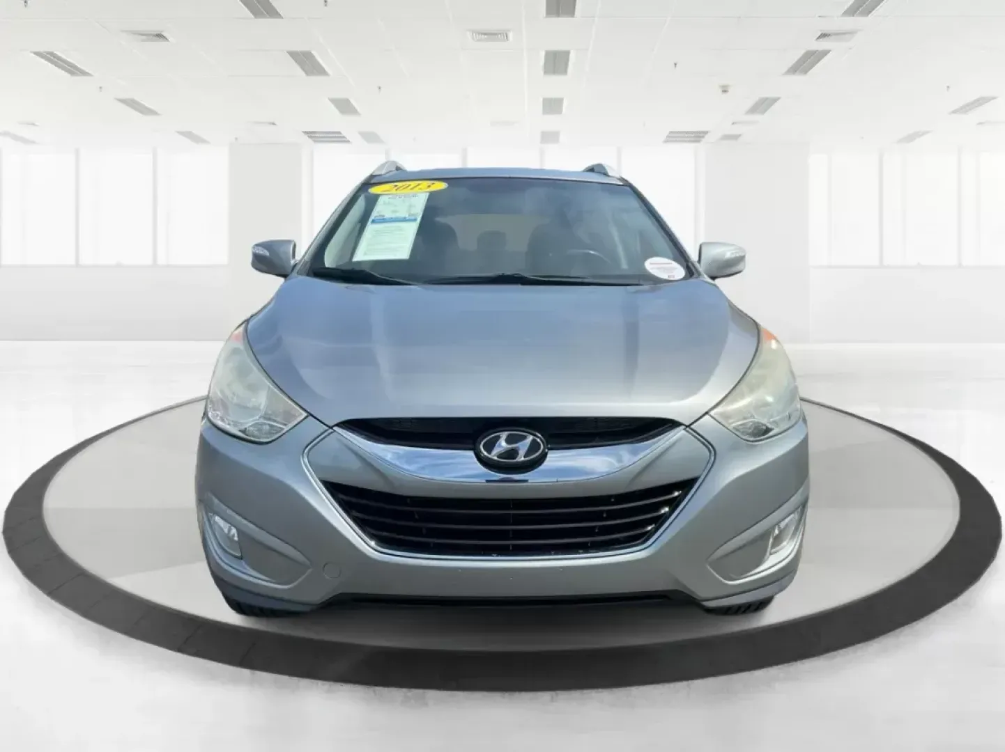 2013 Hyundai Tucson Limited (KM8JUCAC4DU) with an Other engine, located at 1184 Kauffman Ave, Fairborn, OH, 45324, (937) 908-9800, 39.807072, -84.030914 - 2013 Hyundai Tucson Limited - Photo#6