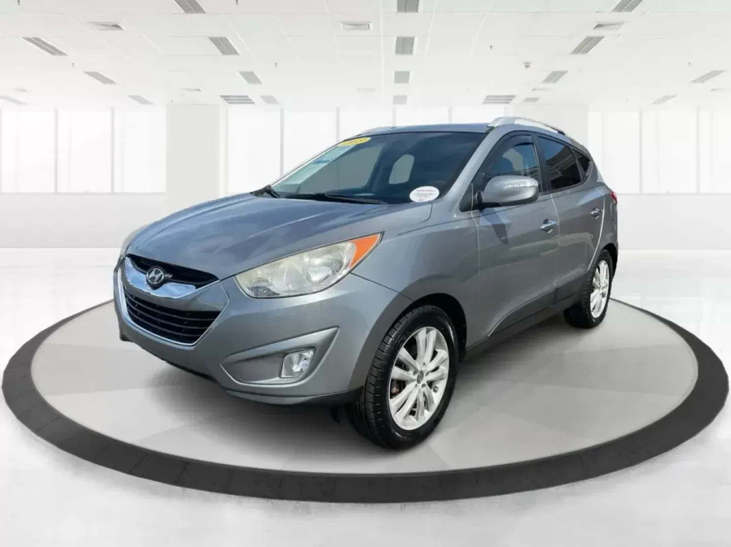 2013 Hyundai Tucson Limited (KM8JUCAC4DU) with an Other engine, located at 1184 Kauffman Ave, Fairborn, OH, 45324, (937) 908-9800, 39.807072, -84.030914 - 2013 Hyundai Tucson Limited - Photo#7