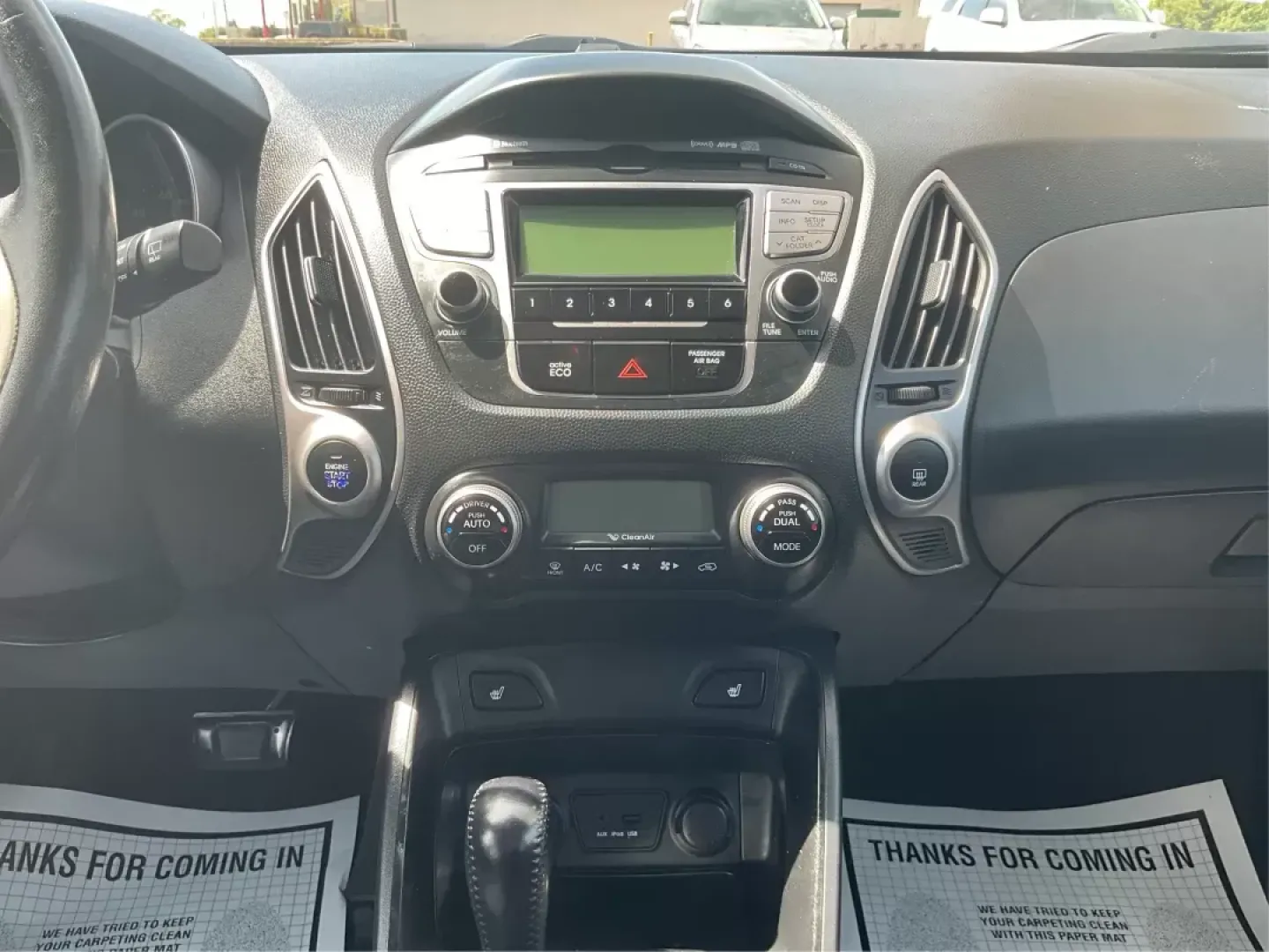 2013 Hyundai Tucson Limited (KM8JUCAC4DU) with an Other engine, located at 1184 Kauffman Ave, Fairborn, OH, 45324, (937) 908-9800, 39.807072, -84.030914 - 2013 Hyundai Tucson Limited - Photo#12