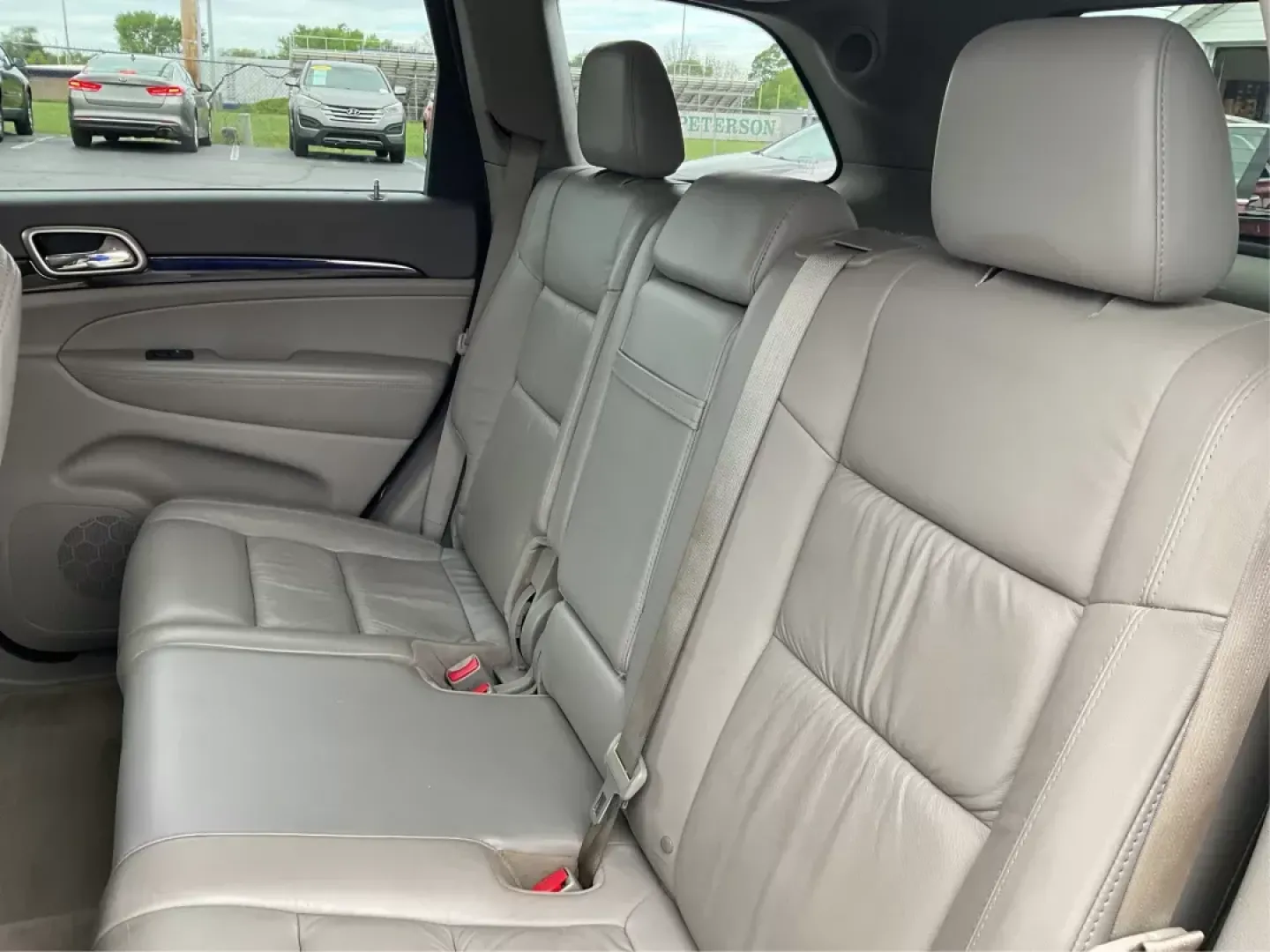 2013 Jeep Grand Cherokee Laredo (1C4RJFAGXDC) with an Other engine, located at 8750 N County Rd 25A, Piqua, OH, 45356, (937) 908-9800, 40.164391, -84.232513 - 2013 Jeep Grand Cherokee Laredo - Photo#10