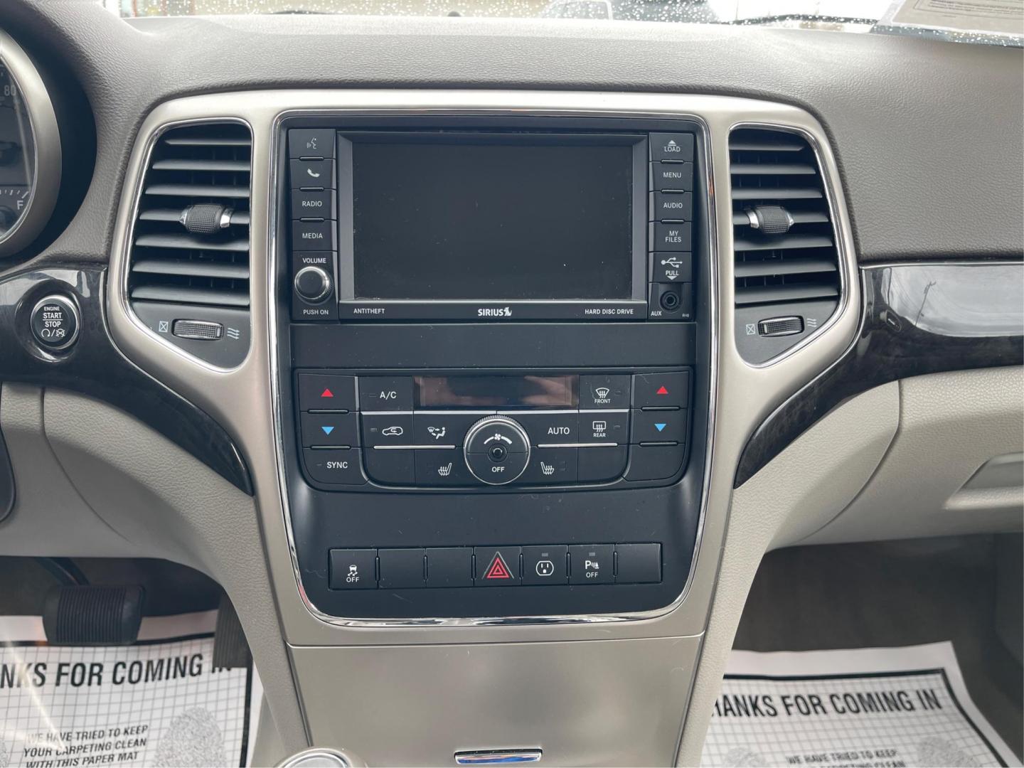 2013 Jeep Grand Cherokee Laredo (1C4RJFAG8DC) with an 3.6L V-6 DOHC engine, located at 880 E. National Road, Vandalia, OH, 45377, (937) 908-9800, 39.891918, -84.183594 - 2013 Jeep Grand Cherokee Laredo - Photo#12