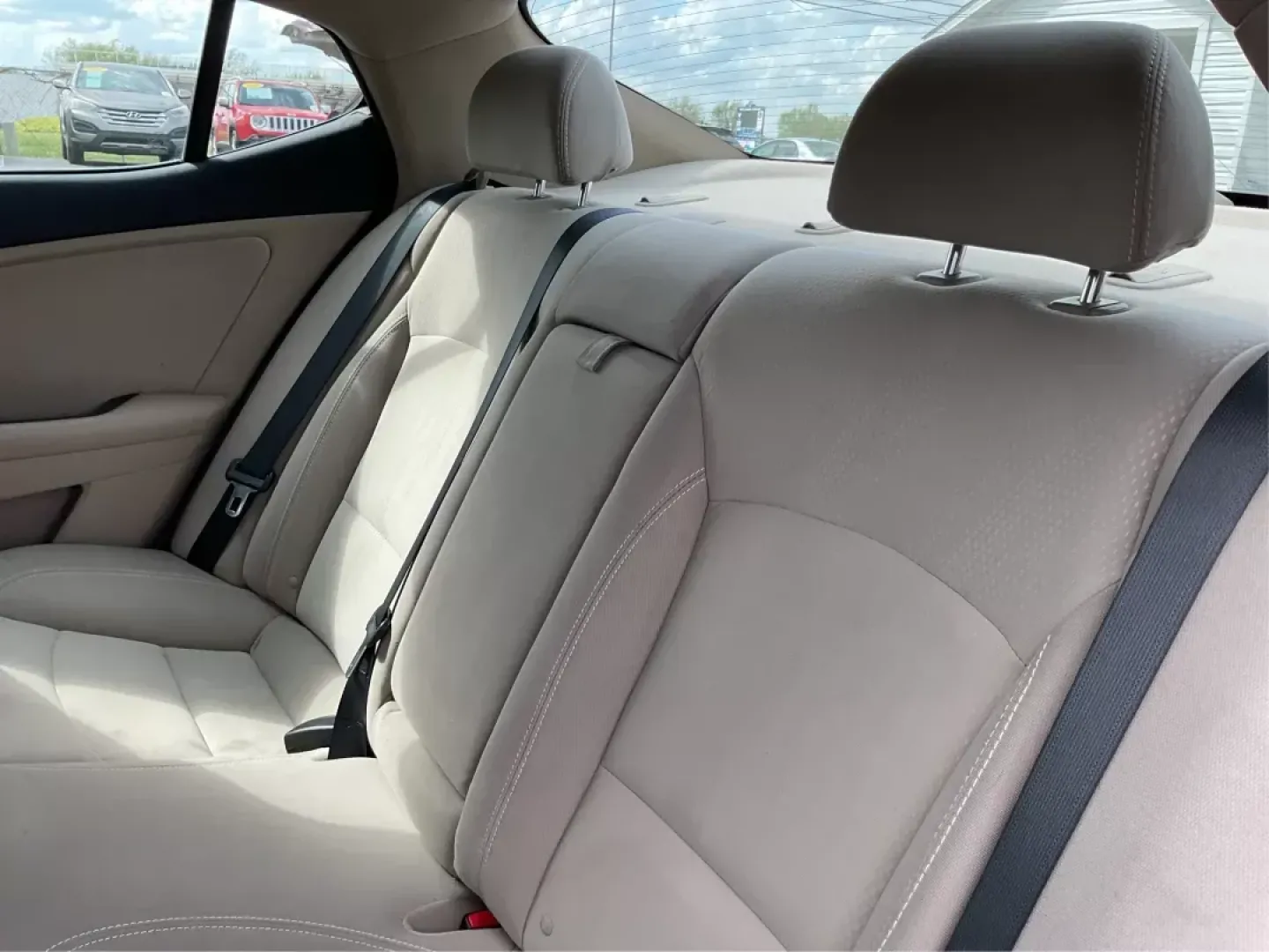 2013 Kia Optima LX (5XXGM4A71DG) with an 2.4L I-4 gasoline direct injection engine, located at 880 E. National Road, Vandalia, OH, 45377, (937) 908-9800, 39.891918, -84.183594 - 2013 Kia Optima LX - Photo#9