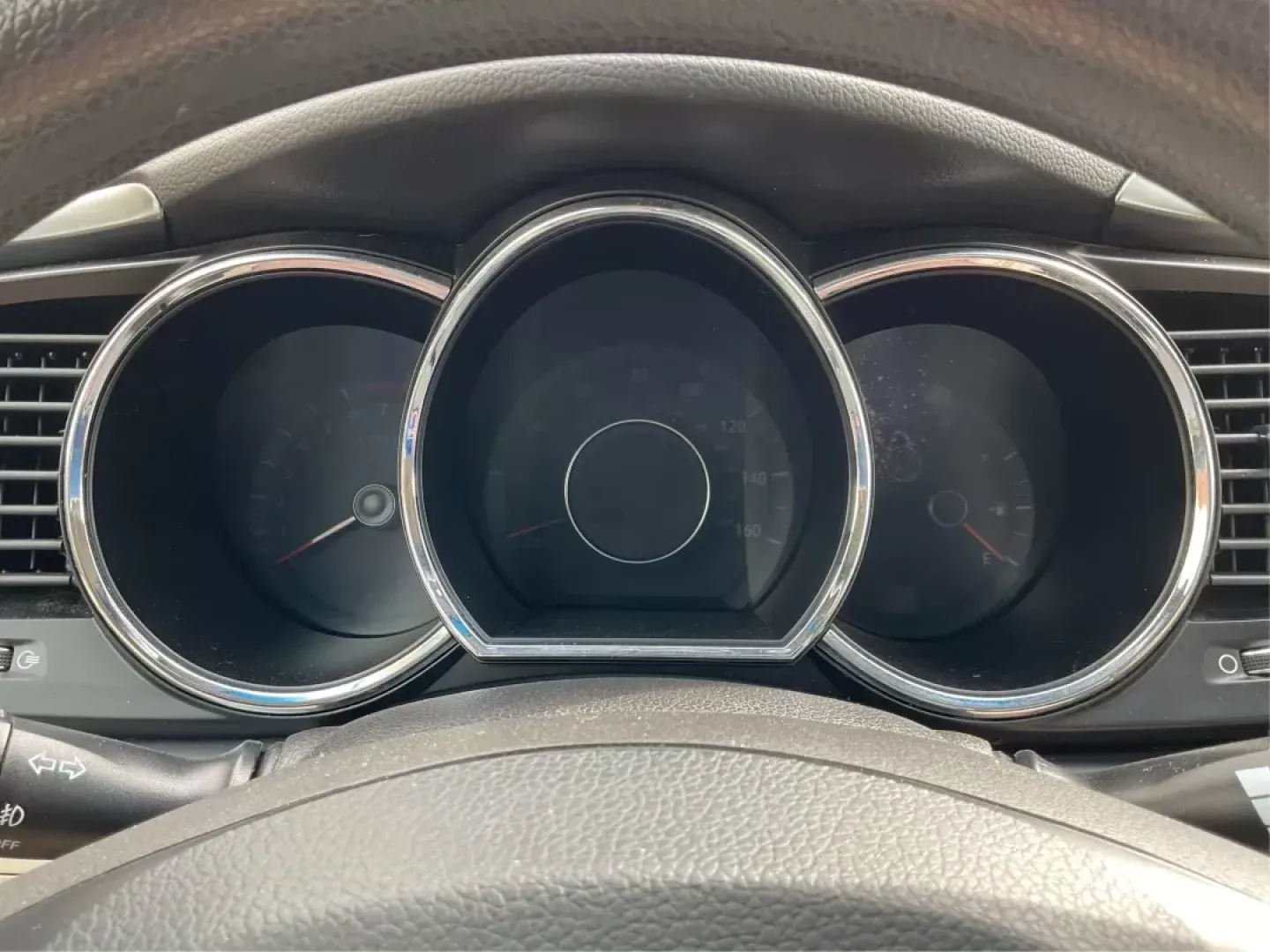 2013 Kia Optima LX (5XXGM4A71DG) with an 2.4L I-4 gasoline direct injection engine, located at 880 E. National Road, Vandalia, OH, 45377, (937) 908-9800, 39.891918, -84.183594 - 2013 Kia Optima LX - Photo#13