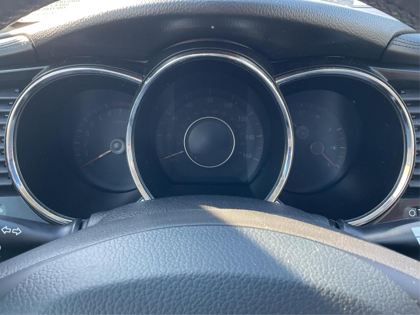 2013 Kia Optima EX (5XXGN4A70DG) with an 2.4L I-4 gasoline direct injection engine, located at 8750 N County Rd 25A, Piqua, OH, 45356, (937) 908-9800, 40.164391, -84.232513 - 2013 Kia Optima EX - Photo#14