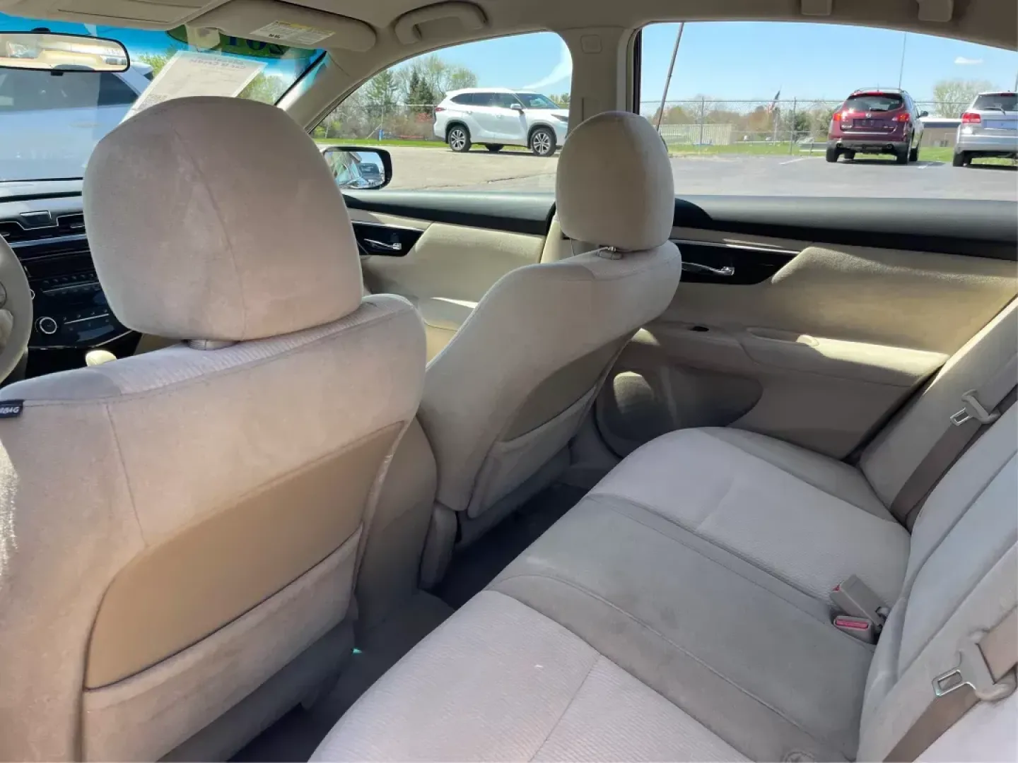 2013 Nissan Altima 2.5 S (1N4AL3AP1DC) with an 2.5L I-4 DOHC engine, located at 401 Woodman Dr, Riverside, OH, 45431, (937) 908-9800, 39.760899, -84.123421 - 2013 Nissan Altima 2.5 S - Photo#9