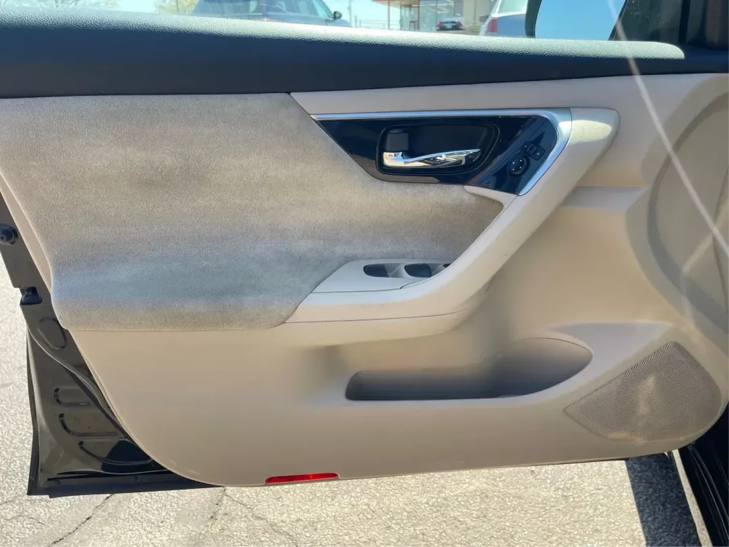 2013 Nissan Altima 2.5 S (1N4AL3AP1DC) with an 2.5L I-4 DOHC engine, located at 401 Woodman Dr, Riverside, OH, 45431, (937) 908-9800, 39.760899, -84.123421 - 2013 Nissan Altima 2.5 S - Photo#18