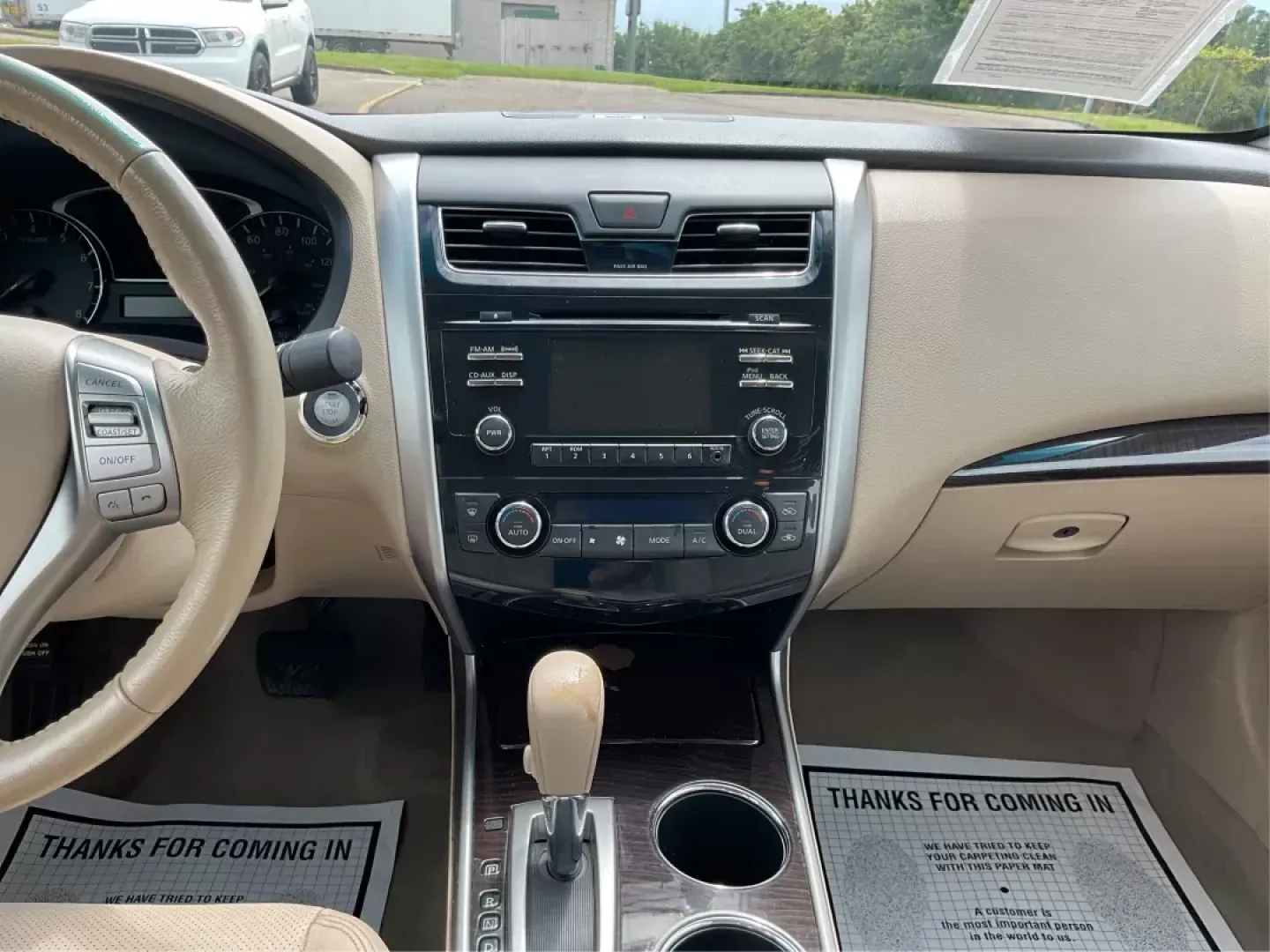 2013 Nissan Altima 2.5 SL (1N4AL3AP9DN) with an 2.5L I-4 DOHC engine, located at 880 E. National Road, Vandalia, OH, 45377, (937) 908-9800, 39.891918, -84.183594 - 2013 Nissan Altima 2.5 SL - Photo#13