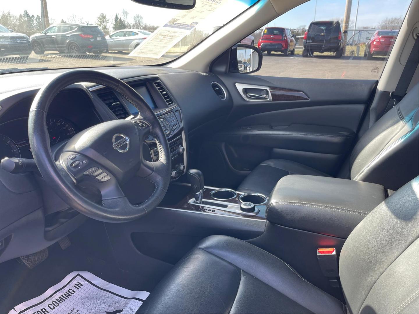 2013 Nissan Pathfinder SL (5N1AR2MM1DC) with an Other engine, located at 1184 Kauffman Ave, Fairborn, OH, 45324, (937) 908-9800, 39.807072, -84.030914 - Third Row - Photo#8