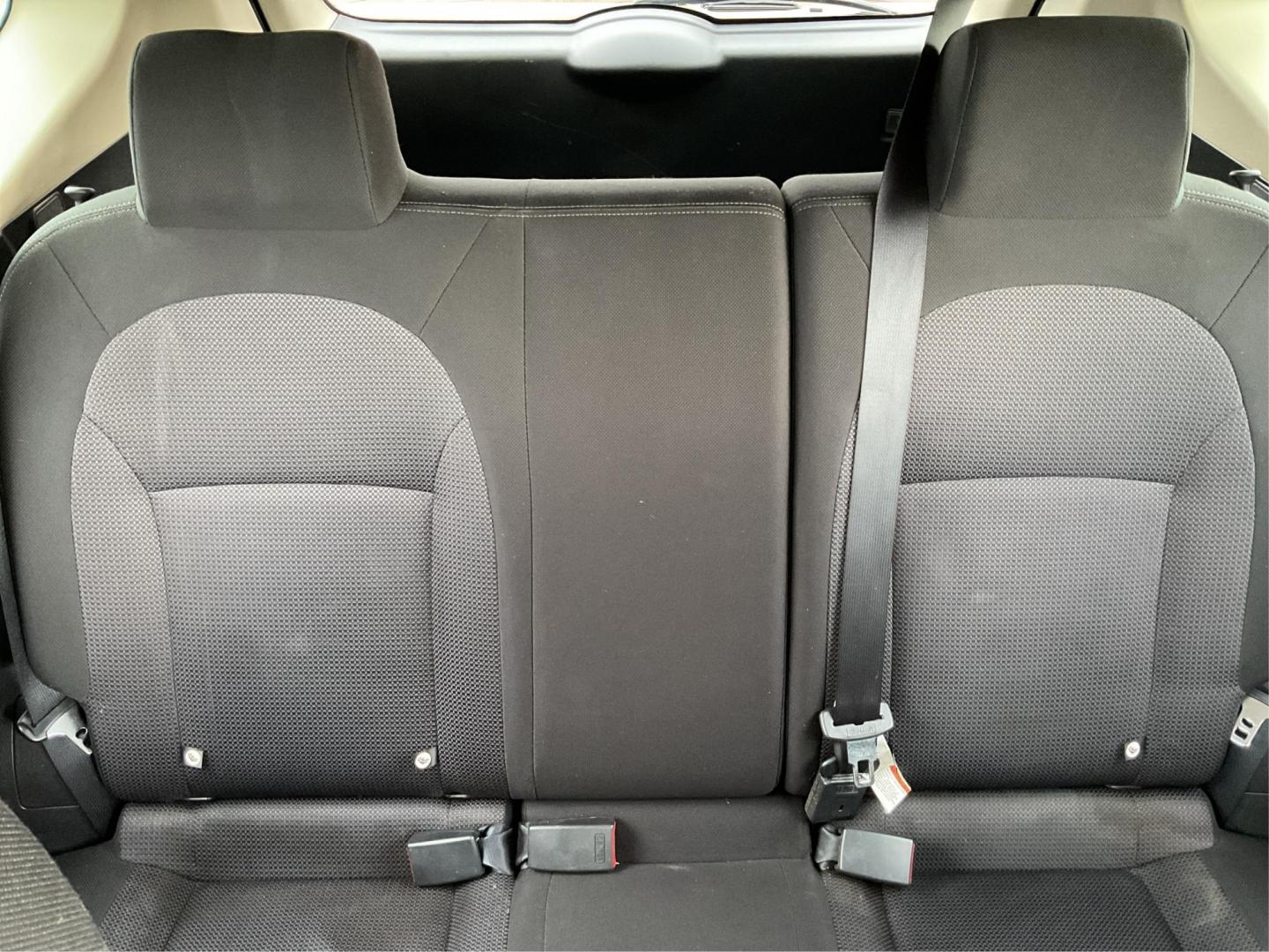 2013 Nissan Rogue SV (JN8AS5MV7DW) with an 2.5L I-4 DOHC engine, located at 1230 East Main St, Xenia, OH, 45385, (937) 908-9800, 39.688026, -83.910172 - 2013 Nissan Rogue SV - Photo#13