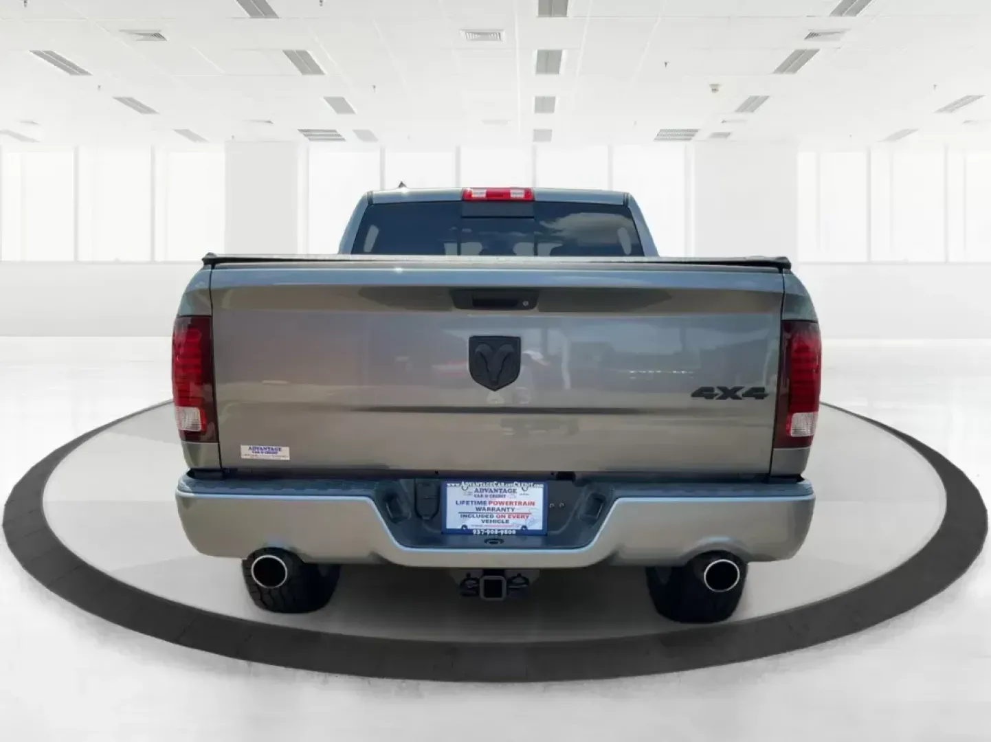 2013 Ram 1500 Sport (1C6RR7MT6DS) with an HEMI 5.7L V-8 variable valve control engine, located at 1951 S Dayton Lakeview Rd., New Carlisle, OH, 45344, (937) 908-9800, 39.890999, -84.050255 - Discover the perfect blend of performance and practicality with this stunning 2013 Ram 1500 Sport Crew Cab, now available at Advantage Car and Credit in Fairborn, OH! Whether you're tackling daily commutes, heading out for a weekend adventure, or need a reliable vehicle for your growing family, this - Photo#3