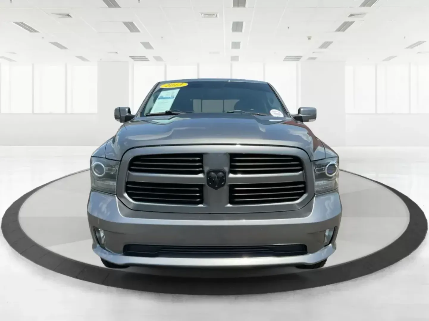 2013 Ram 1500 Sport (1C6RR7MT6DS) with an HEMI 5.7L V-8 variable valve control engine, located at 1951 S Dayton Lakeview Rd., New Carlisle, OH, 45344, (937) 908-9800, 39.890999, -84.050255 - Discover the perfect blend of performance and practicality with this stunning 2013 Ram 1500 Sport Crew Cab, now available at Advantage Car and Credit in Fairborn, OH! Whether you're tackling daily commutes, heading out for a weekend adventure, or need a reliable vehicle for your growing family, this - Photo#5