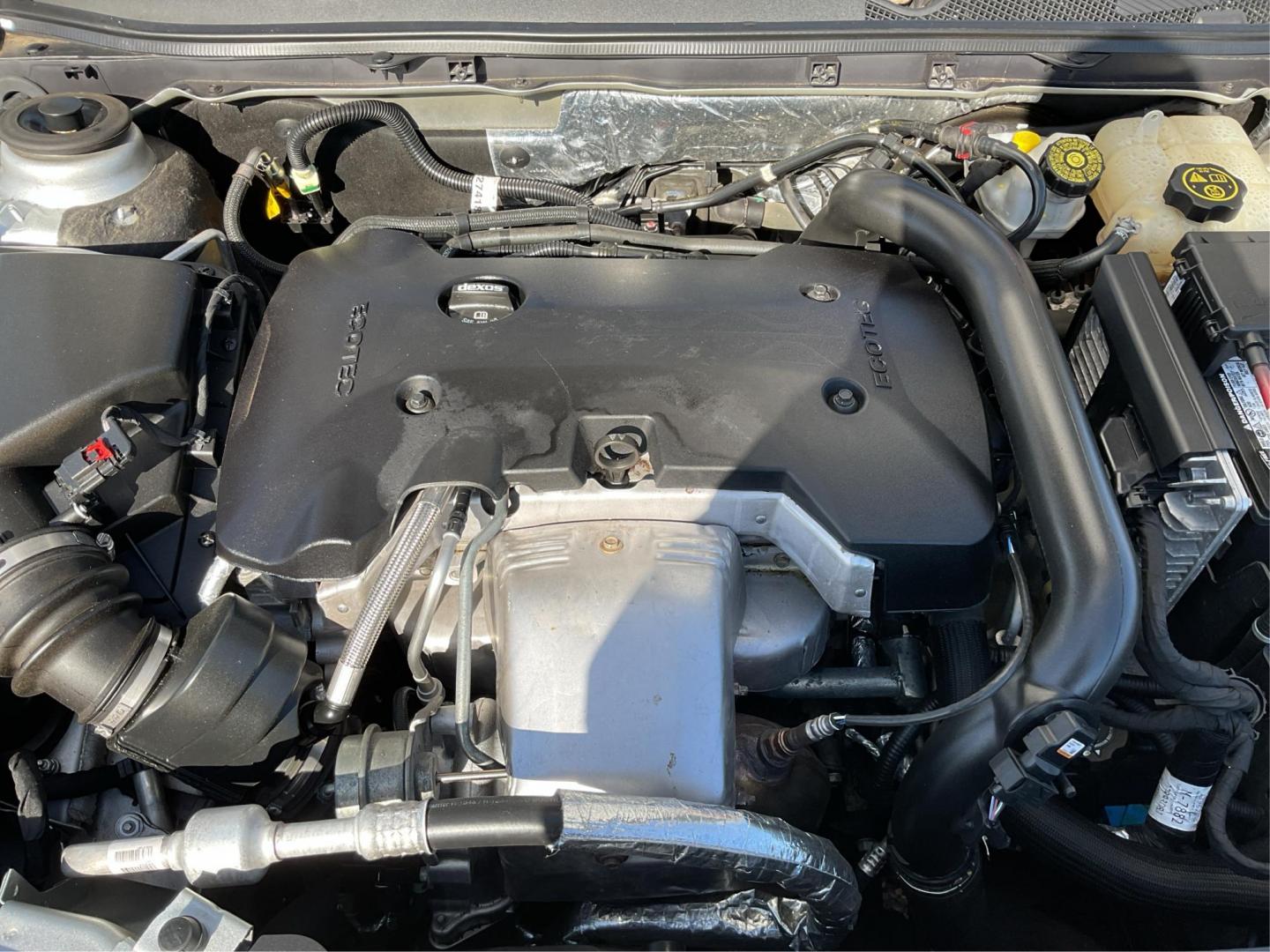 2014 Buick Regal Premium (2G4GN5EX8E9) with an Other engine, located at 1230 East Main St, Xenia, OH, 45385, (937) 908-9800, 39.688026, -83.910172 - 2014 Buick Regal Premium - Photo#10