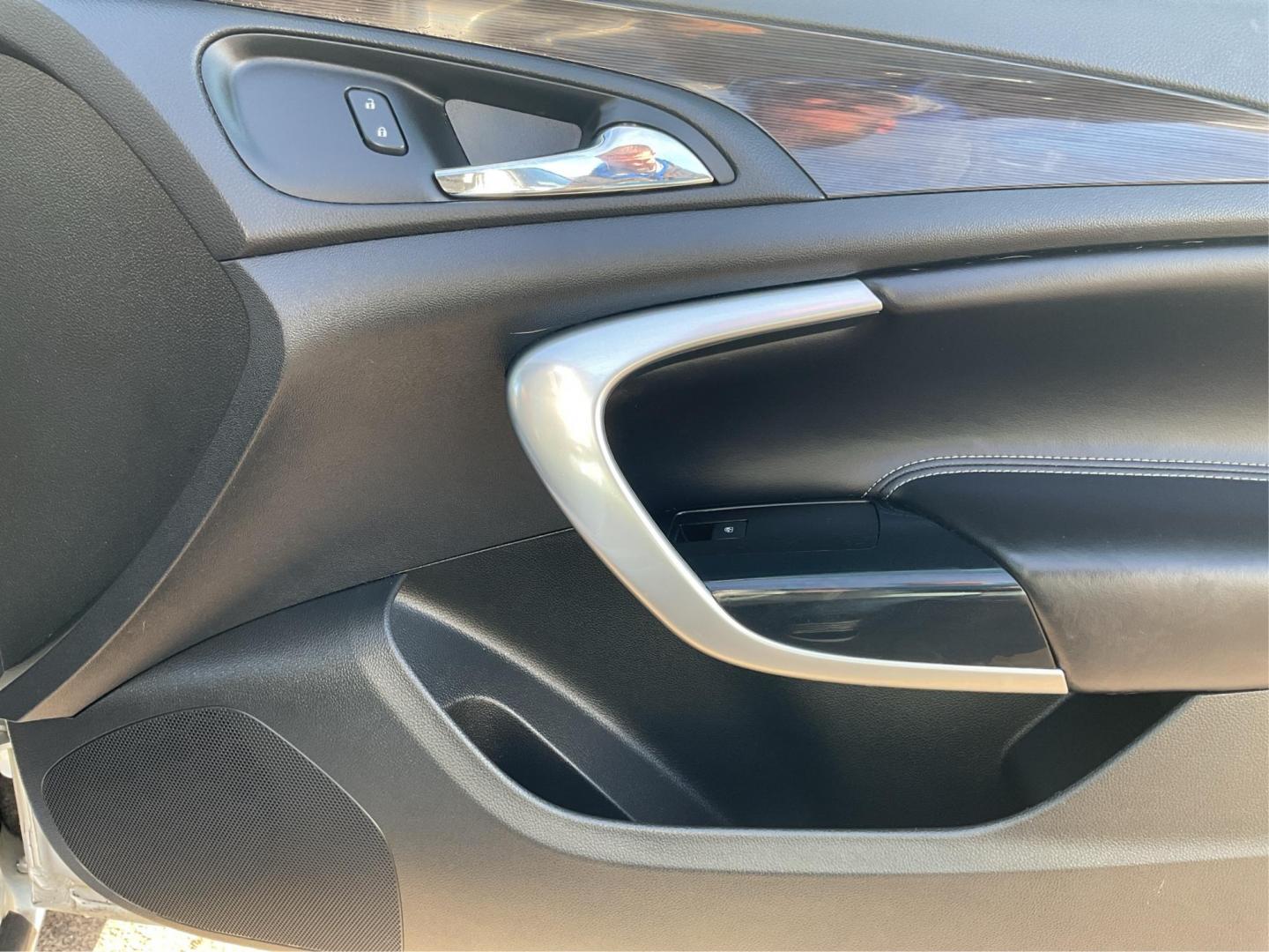 2014 Buick Regal Premium (2G4GN5EX8E9) with an Other engine, located at 1230 East Main St, Xenia, OH, 45385, (937) 908-9800, 39.688026, -83.910172 - 2014 Buick Regal Premium - Photo#18