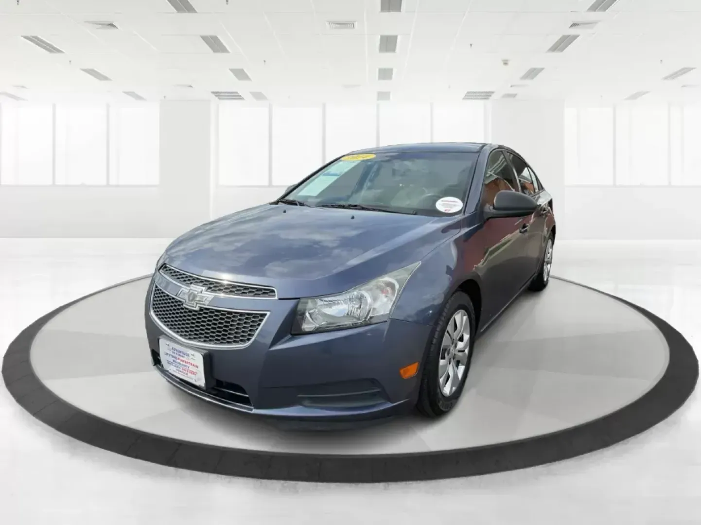 2014 Chevrolet Cruze LS Auto (1G1PA5SG0E7) with an ECOTEC 1.8L I-4 DOHC engine, located at 1230 East Main St, Xenia, OH, 45385, (937) 908-9800, 39.688026, -83.910172 - 2014 Chevrolet Cruze LS Auto - Photo#8