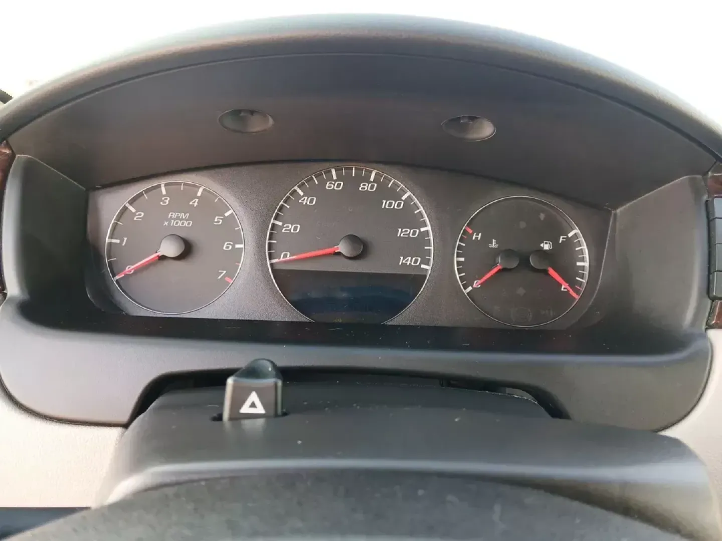 2014 Chevrolet Impala Limited LT (2G1WB5E3XE1) with an 3.6L V6 DOHC 16V FFV engine, 6-Speed Automatic transmission, located at 8750 N County Rd 25A, Piqua, OH, 45356, (937) 908-9800, 40.164391, -84.232513 - 2014 Chevrolet Impala Limited LT - Photo#15