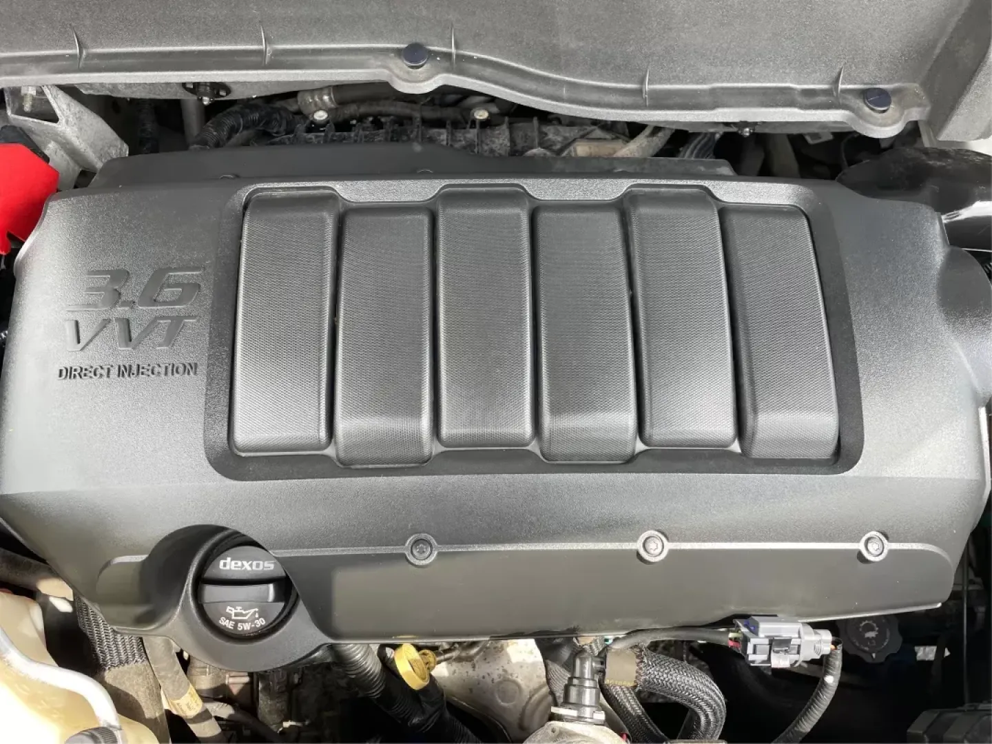 2014 Cyber Gray Metallic Chevrolet Traverse LS FWD w/PDC (1GNKRFED9EJ) with an 3.6L V6 DOHC 24V engine, 6-Speed Automatic transmission, located at 880 E. National Road, Vandalia, OH, 45377, (937) 908-9800, 39.891918, -84.183594 - 2014 Chevrolet Traverse LS FWD w/PDC - Photo#11