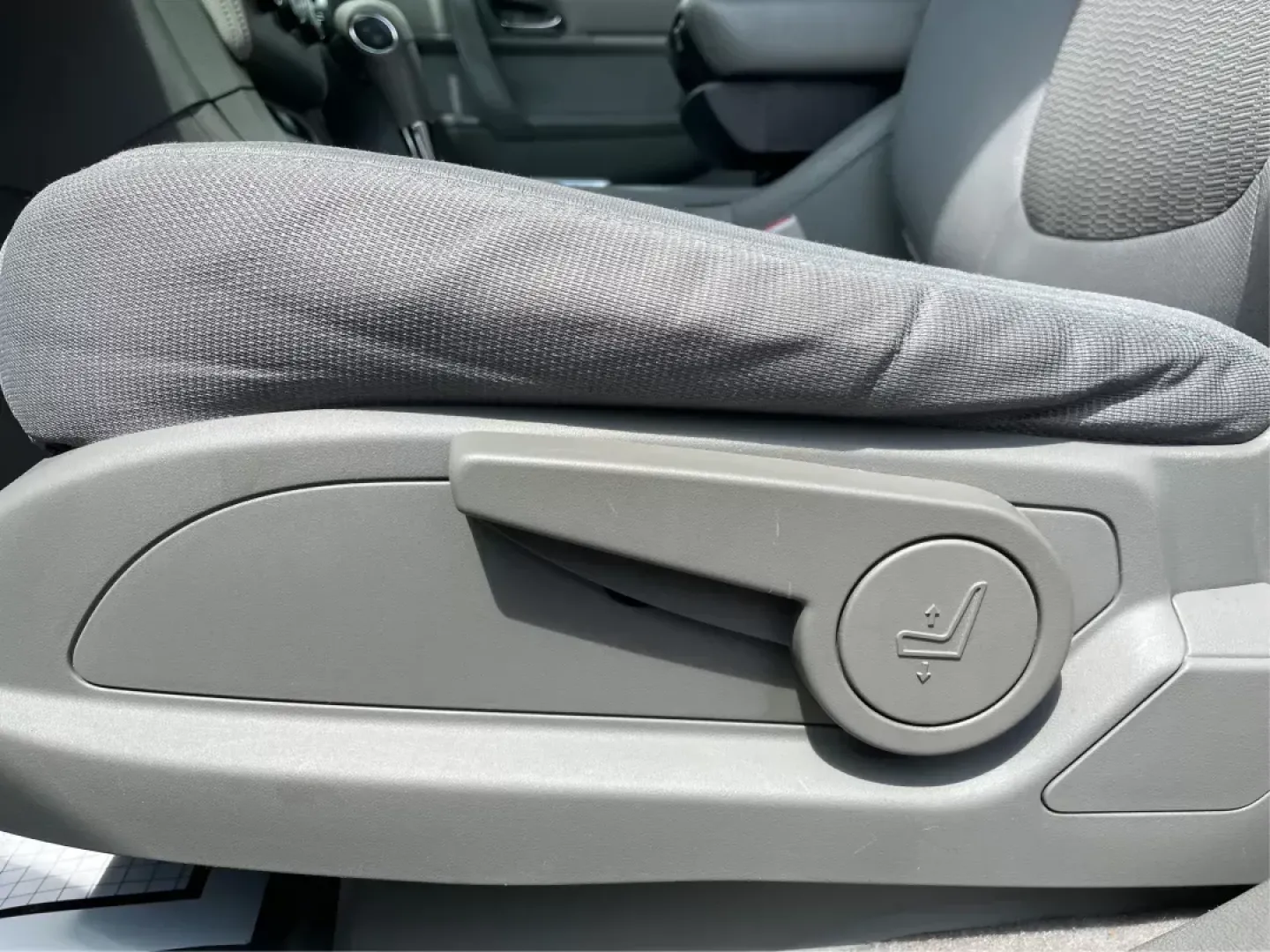 2014 Cyber Gray Metallic Chevrolet Traverse LS FWD w/PDC (1GNKRFED9EJ) with an 3.6L V6 DOHC 24V engine, 6-Speed Automatic transmission, located at 880 E. National Road, Vandalia, OH, 45377, (937) 908-9800, 39.891918, -84.183594 - 2014 Chevrolet Traverse LS FWD w/PDC - Photo#18