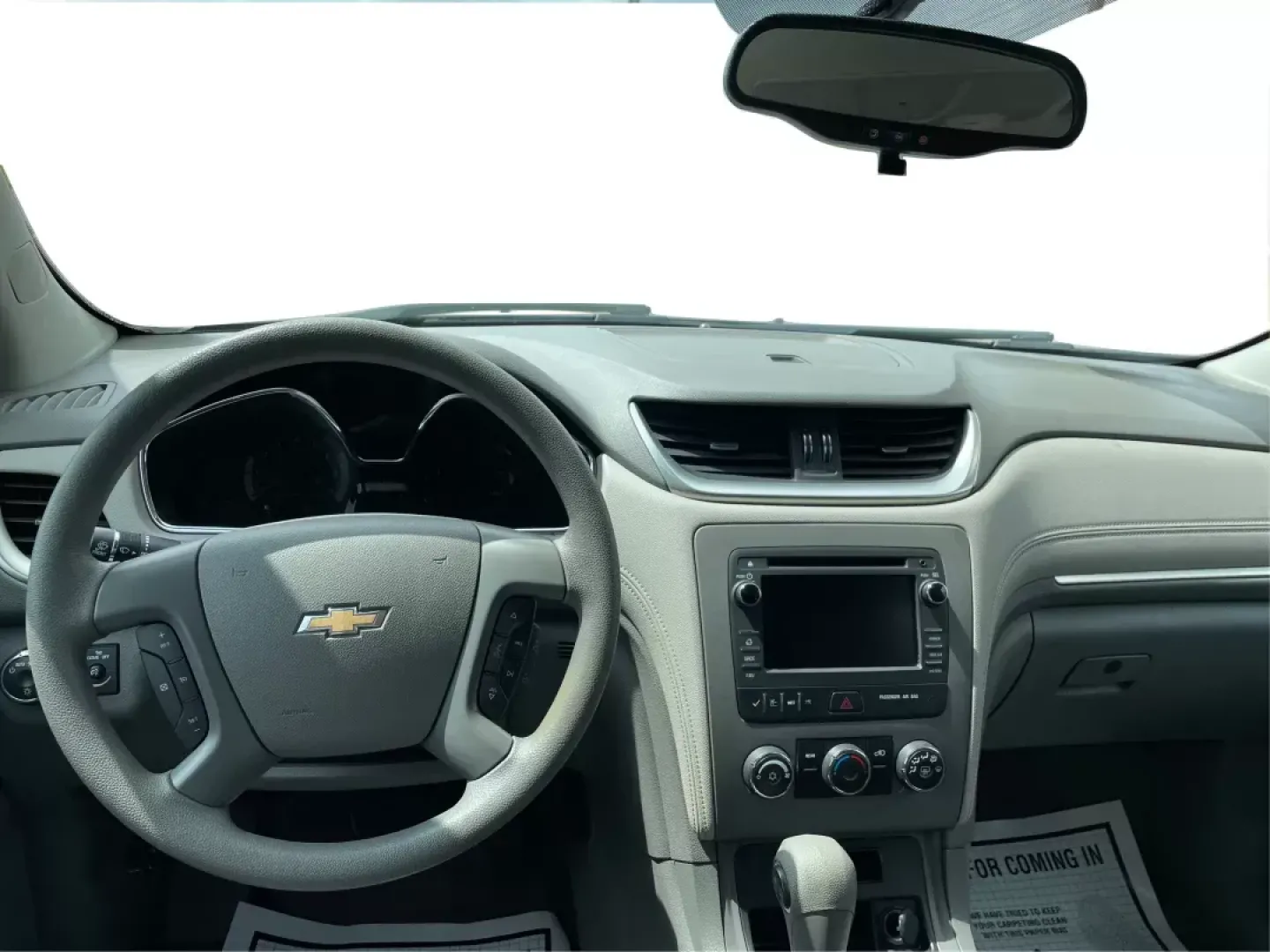 2014 Cyber Gray Metallic Chevrolet Traverse LS FWD w/PDC (1GNKRFED9EJ) with an 3.6L V6 DOHC 24V engine, 6-Speed Automatic transmission, located at 880 E. National Road, Vandalia, OH, 45377, (937) 908-9800, 39.891918, -84.183594 - 2014 Chevrolet Traverse LS FWD w/PDC - Photo#21