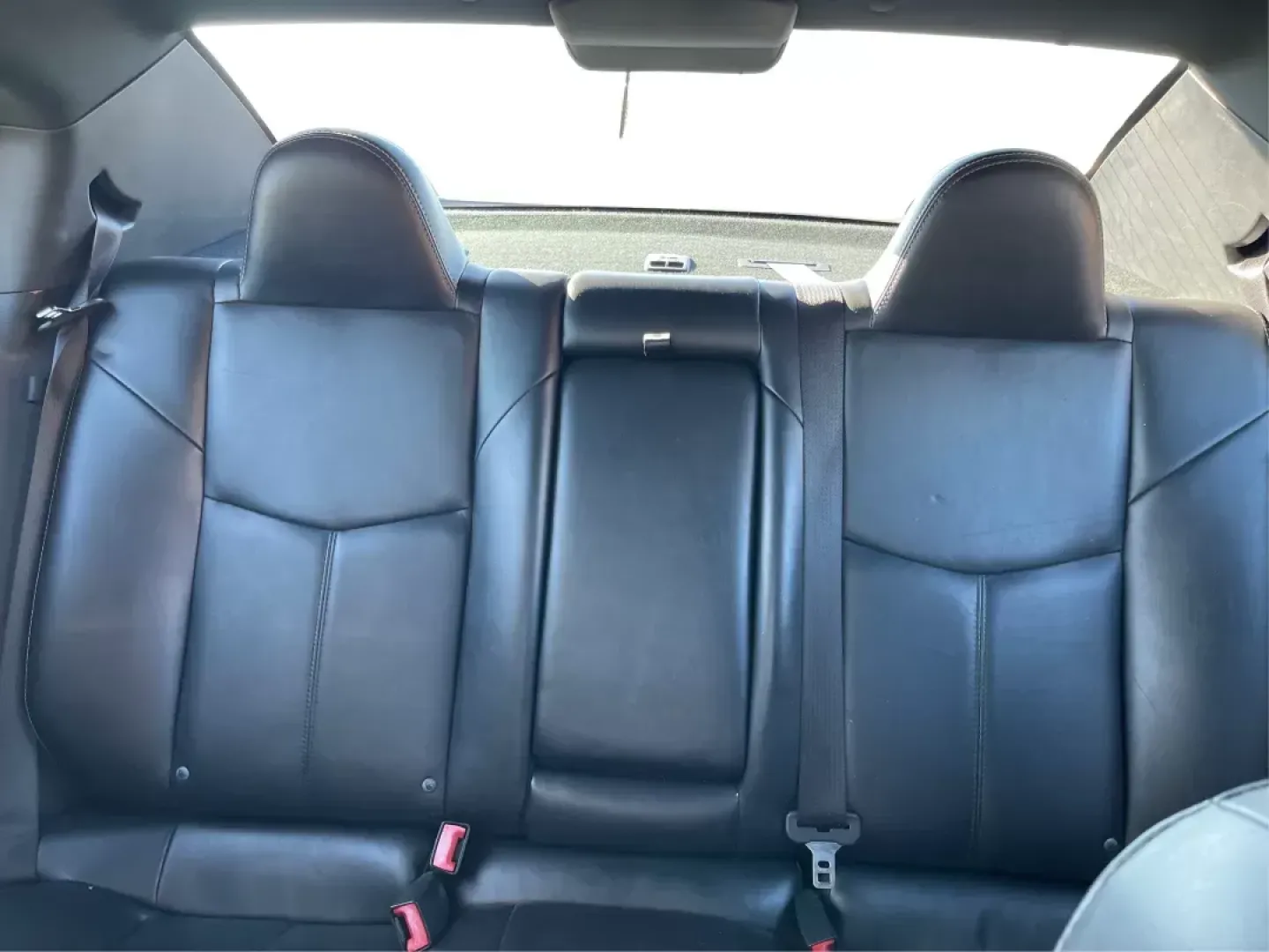 2014 Chrysler 200 Limited (1C3CCBCG6EN) with an 3.6L V6 DOHC 24V FFV engine, 6-Speed Automatic transmission, located at 1184 Kauffman Ave, Fairborn, OH, 45324, (937) 908-9800, 39.807072, -84.030914 - 2014 Chrysler 200 Limited - Photo#14