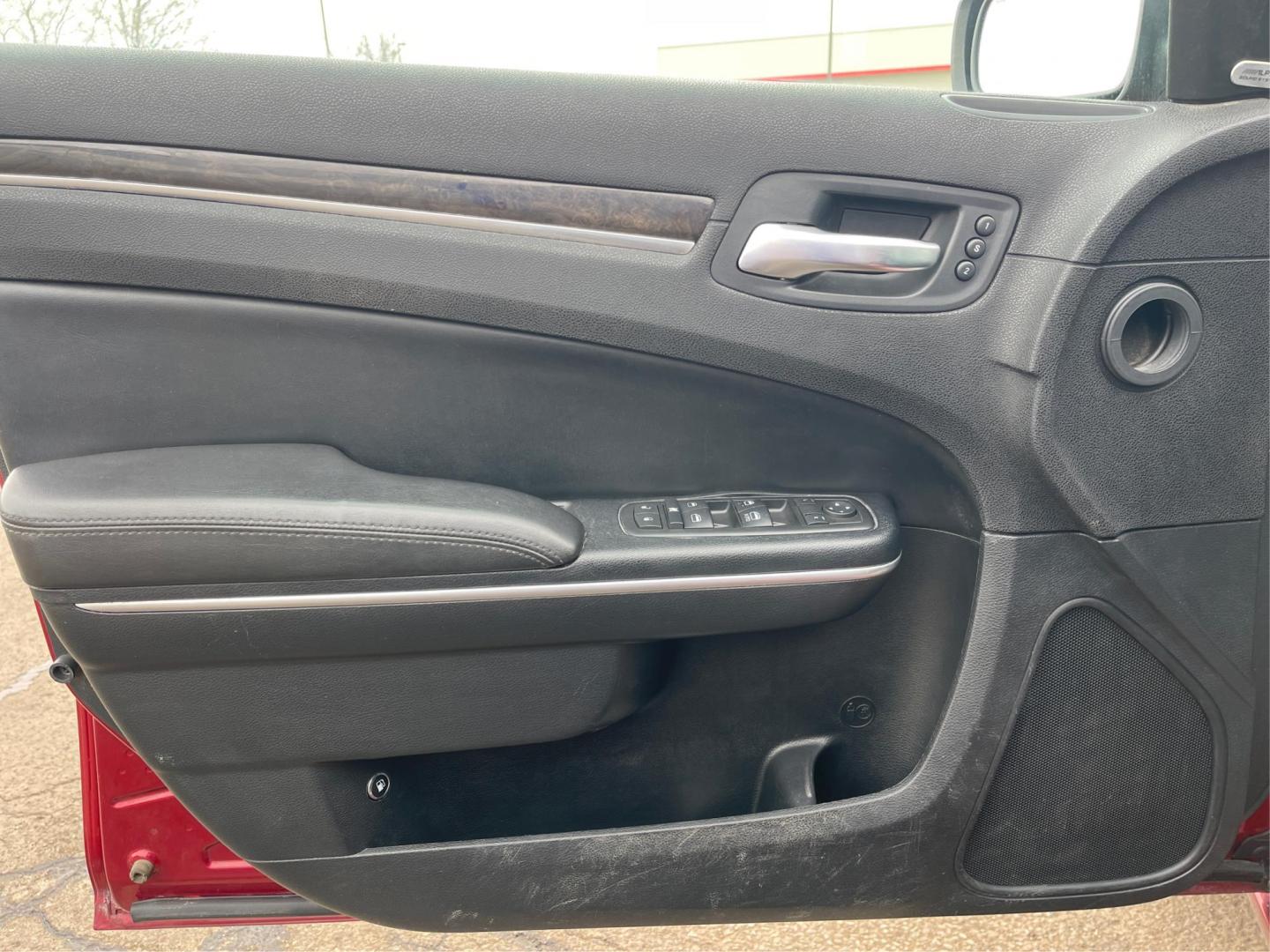 2014 Chrysler 300 C (2C3CCAKT8EH) with an Other engine, located at 1951 S Dayton Lakeview Rd., New Carlisle, OH, 45344, (937) 908-9800, 39.890999, -84.050255 - 2014 Chrysler 300 C - Photo#18