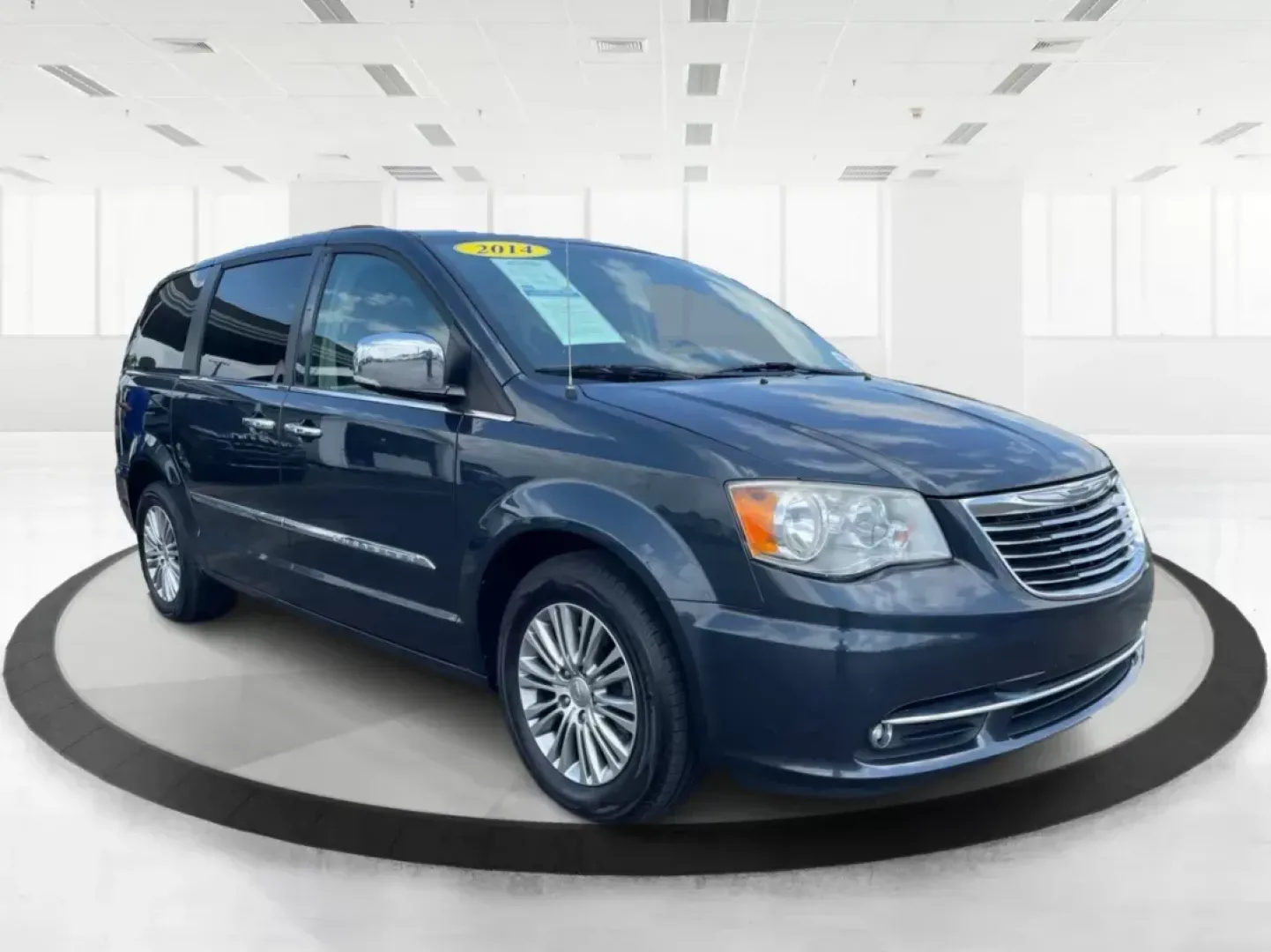 2014 Chrysler Town and Country Touring-L (2C4RC1CG3ER) with an 3.6L V6 DOHC 24V engine, 6-Speed Automatic transmission, located at 1230 East Main St, Xenia, OH, 45385, (937) 908-9800, 39.688026, -83.910172 - **Experience Family Adventures in the 2014 Chrysler Town and Country Touring-L at Advantage Car and Credit!**<br /> <br /> Are you in search of the perfect family vehicle that effortlessly combines style, comfort, and functionality? Look no further than the 2014 Chrysler Town and Country Touring - Photo#0