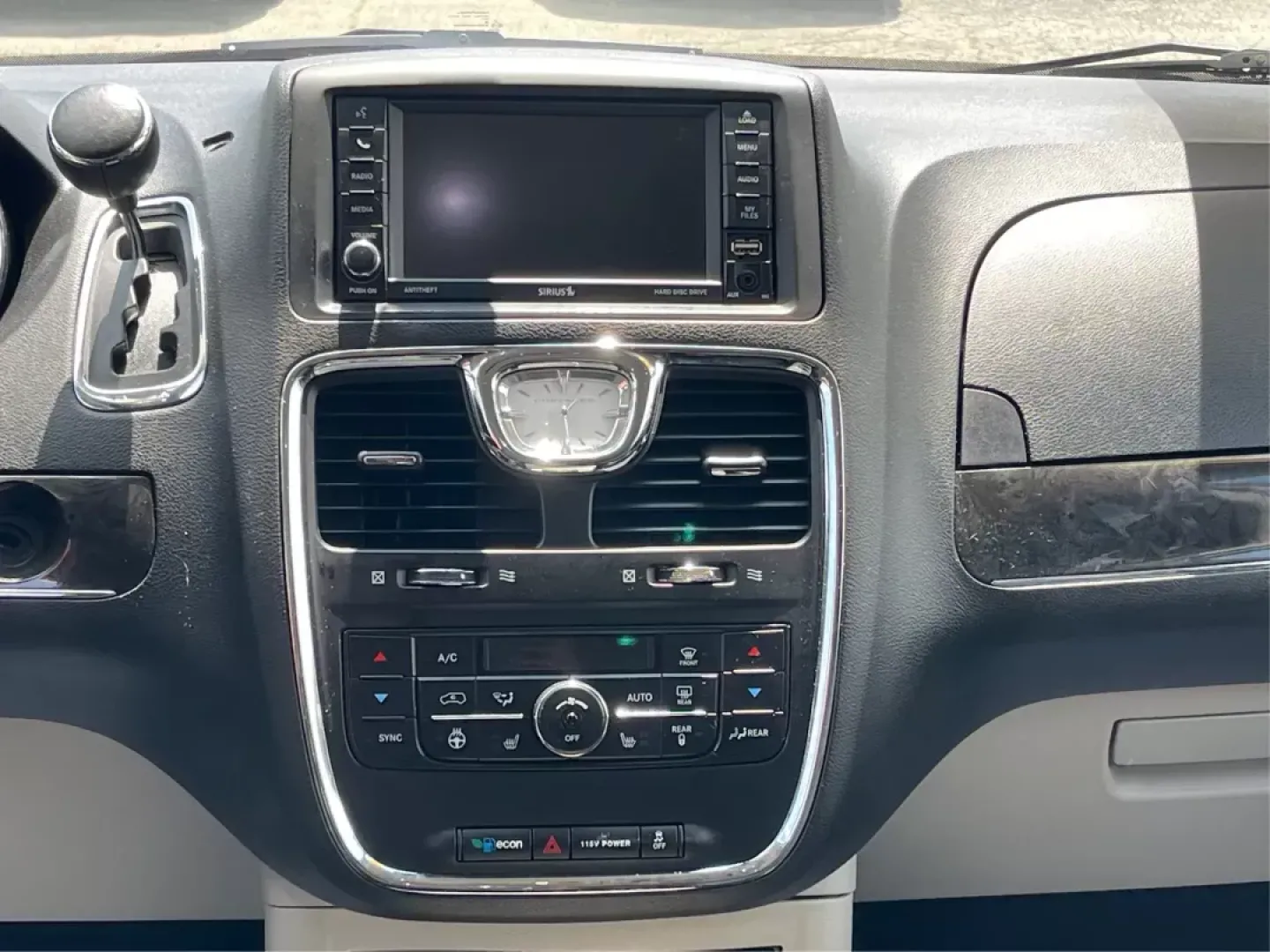 2014 Chrysler Town and Country Touring-L (2C4RC1CG3ER) with an 3.6L V6 DOHC 24V engine, 6-Speed Automatic transmission, located at 1230 East Main St, Xenia, OH, 45385, (937) 908-9800, 39.688026, -83.910172 - **Experience Family Adventures in the 2014 Chrysler Town and Country Touring-L at Advantage Car and Credit!**<br /> <br /> Are you in search of the perfect family vehicle that effortlessly combines style, comfort, and functionality? Look no further than the 2014 Chrysler Town and Country Touring - Photo#12