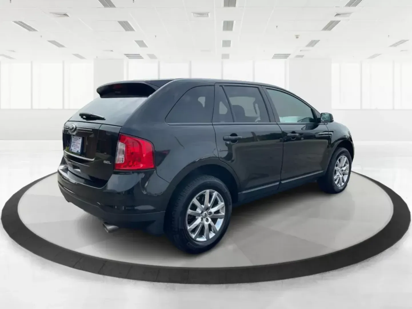 2014 Ford Edge SEL (2FMDK3JC2EB) with an Other engine, located at 1951 S Dayton Lakeview Rd., New Carlisle, OH, 45344, (937) 908-9800, 39.890999, -84.050255 - **Adventure Awaits: Drive a 2014 Ford Edge SEL from Advantage Car and Credit!**<br /> <br /> Are you ready to elevate your lifestyle with the perfect blend of comfort, style, and utility? The 2014 Ford Edge SEL is here to make every family road trip, daily commute, and weekend adventure a breeze. Wh - Photo#2