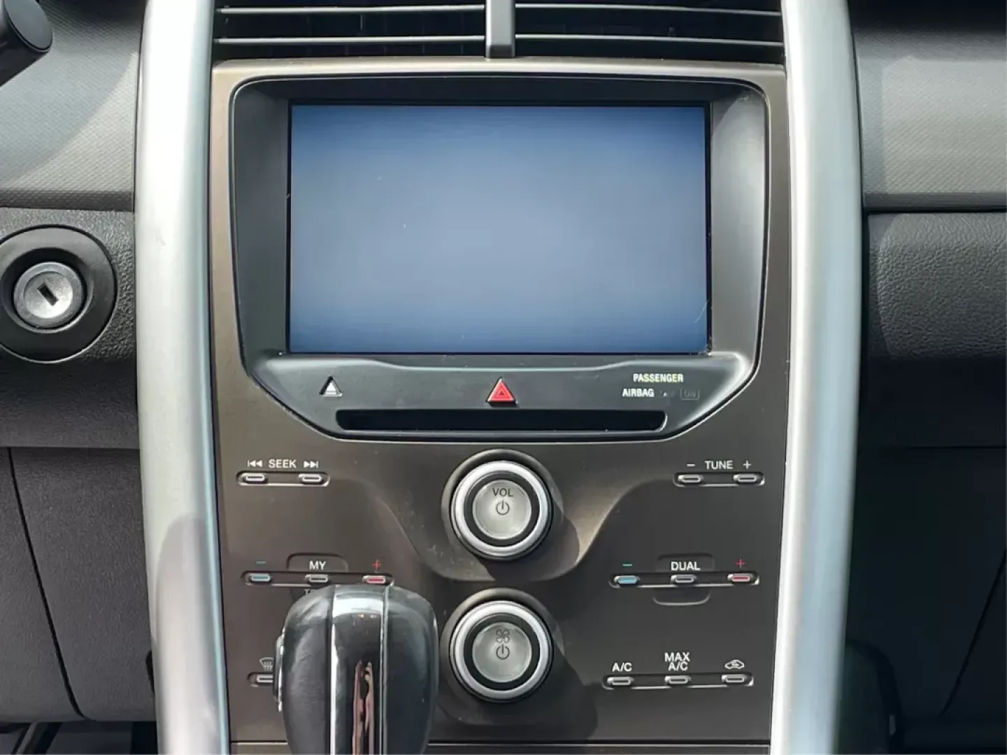 2014 Ford Edge SEL (2FMDK3JC2EB) with an Other engine, located at 1951 S Dayton Lakeview Rd., New Carlisle, OH, 45344, (937) 908-9800, 39.890999, -84.050255 - **Adventure Awaits: Drive a 2014 Ford Edge SEL from Advantage Car and Credit!**<br /> <br /> Are you ready to elevate your lifestyle with the perfect blend of comfort, style, and utility? The 2014 Ford Edge SEL is here to make every family road trip, daily commute, and weekend adventure a breeze. Wh - Photo#12