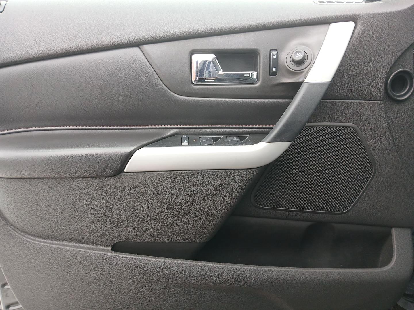 2014 Ford Edge SEL FWD (2FMDK3JC1EB) with an 3.5L V6 DOHC 24V engine, 6-Speed Automatic transmission, located at 8750 N County Rd 25A, Piqua, OH, 45356, (937) 908-9800, 40.164391, -84.232513 - 2014 Ford Edge SEL FWD - Photo#18