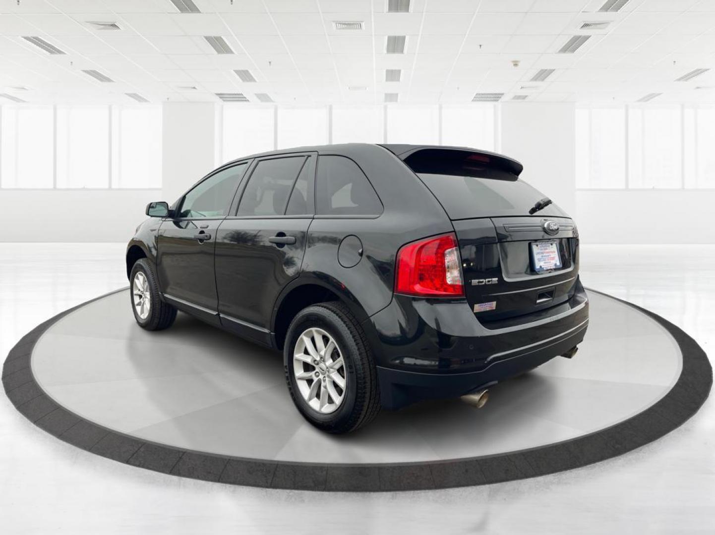 2014 Ford Edge SE (2FMDK3GC4EB) with an Other engine, located at 8750 N County Rd 25A, Piqua, OH, 45356, (937) 908-9800, 40.164391, -84.232513 - 2014 Ford Edge SE - Photo#4