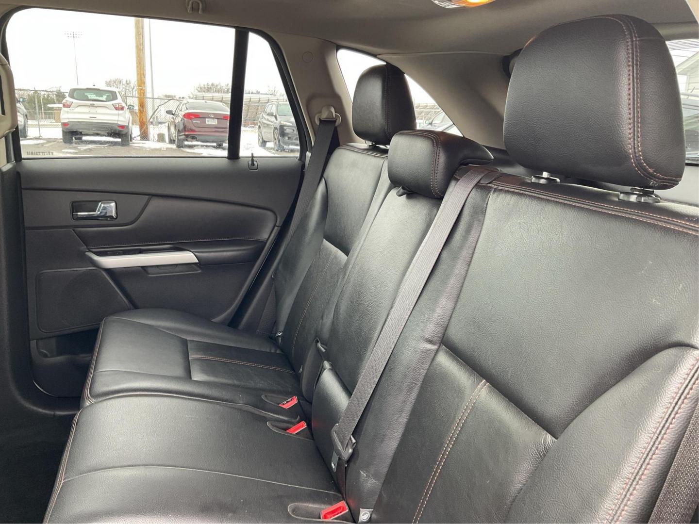 2014 Ford Edge SEL AWD (2FMDK4JC9EB) with an 3.5L V6 DOHC 24V engine, 6-Speed Automatic transmission, located at 401 Woodman Dr, Riverside, OH, 45431, (937) 908-9800, 39.760899, -84.123421 - 2014 Ford Edge SEL AWD - Photo#9