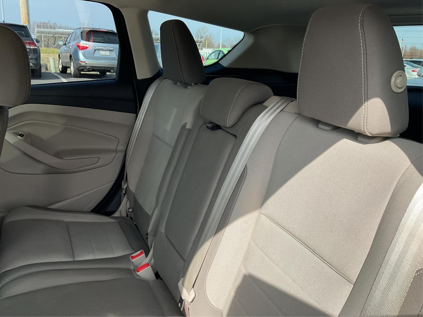 2014 Ford Escape SE (1FMCU0G94EU) with an EcoBoost 1.6L I-4 gasoline direct injection engine, located at 401 Woodman Dr, Riverside, OH, 45431, (937) 908-9800, 39.760899, -84.123421 - 2014 Ford Escape SE - Photo#9