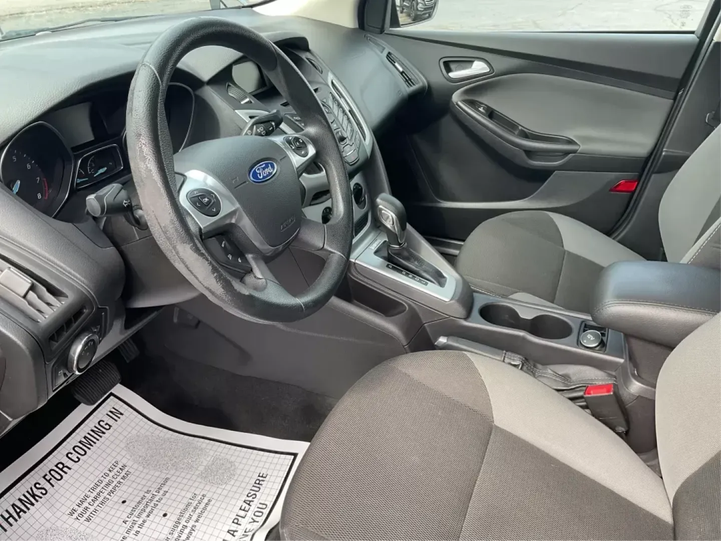 2014 Ford Focus SE (1FADP3F21EL) with an 2L I-4 gasoline direct injection engine, located at 1099 N County Rd 25A , Troy, OH, 45373, (937) 908-9800, 40.057079, -84.212883 - **Discover Your Next Adventure with the 2014 Ford Focus SE in Fairborn, OH!**<br /> <br /> Are you ready to elevate your daily commute or embark on weekend getaways? The 2014 Ford Focus SE is the perfect sedan to complement your lifestyle, offering a blend of efficiency, comfort, and cutting-edge fe - Photo#8