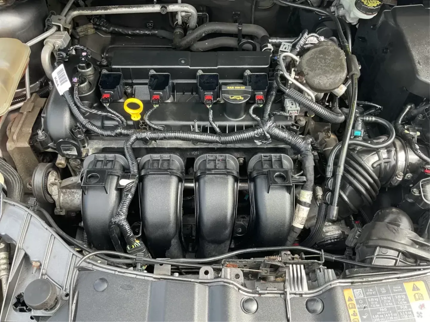 2014 Ford Focus SE (1FADP3F21EL) with an 2L I-4 gasoline direct injection engine, located at 1099 N County Rd 25A , Troy, OH, 45373, (937) 908-9800, 40.057079, -84.212883 - **Discover Your Next Adventure with the 2014 Ford Focus SE in Fairborn, OH!**<br /> <br /> Are you ready to elevate your daily commute or embark on weekend getaways? The 2014 Ford Focus SE is the perfect sedan to complement your lifestyle, offering a blend of efficiency, comfort, and cutting-edge fe - Photo#10