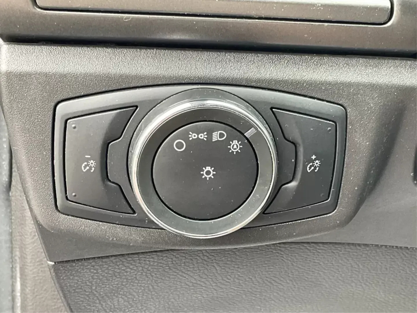 2014 Ford Fusion SE (3FA6P0H78ER) with an Other engine, located at 4508 South Dixie Dr, Moraine, OH, 45439, (937) 908-9800, 39.689976, -84.218452 - **Experience the Perfect Blend of Style and Reliability with the 2014 Ford Fusion SE**<br /> <br /> Are you in search of a dependable sedan that seamlessly balances style, comfort, and performance for your daily commute or weekend adventures? Look no further than the 2014 Ford Fusion SE, available n - Photo#16