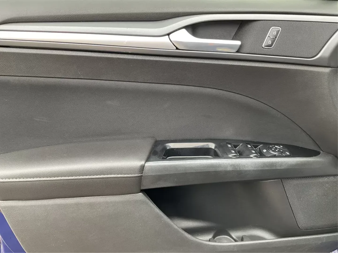 2014 Ford Fusion SE (3FA6P0H78ER) with an Other engine, located at 4508 South Dixie Dr, Moraine, OH, 45439, (937) 908-9800, 39.689976, -84.218452 - **Experience the Perfect Blend of Style and Reliability with the 2014 Ford Fusion SE**<br /> <br /> Are you in search of a dependable sedan that seamlessly balances style, comfort, and performance for your daily commute or weekend adventures? Look no further than the 2014 Ford Fusion SE, available n - Photo#18