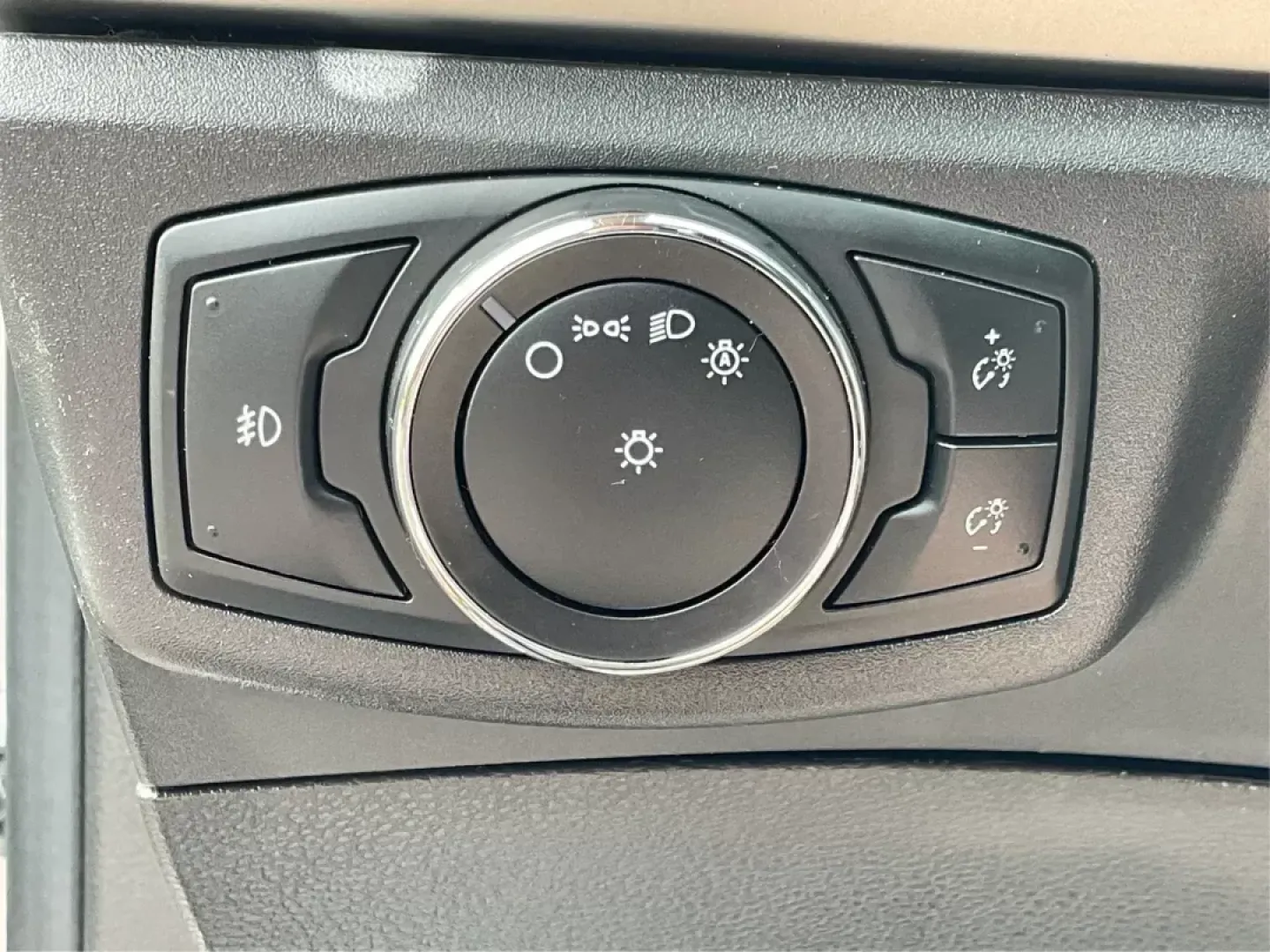 2014 Ford Fusion SE (3FA6P0H9XER) with an Other engine, located at 8750 N County Rd 25A, Piqua, OH, 45356, (937) 908-9800, 40.164391, -84.232513 - 2014 Ford Fusion SE - Photo#17
