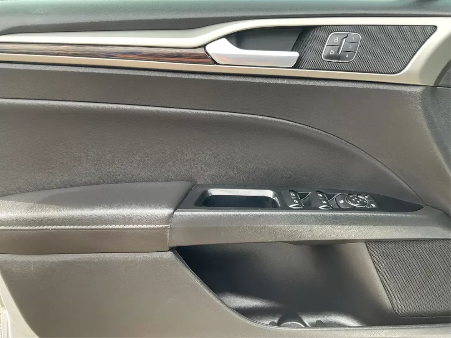 2014 Ford Fusion SE (3FA6P0H9XER) with an Other engine, located at 8750 N County Rd 25A, Piqua, OH, 45356, (937) 908-9800, 40.164391, -84.232513 - 2014 Ford Fusion SE - Photo#19