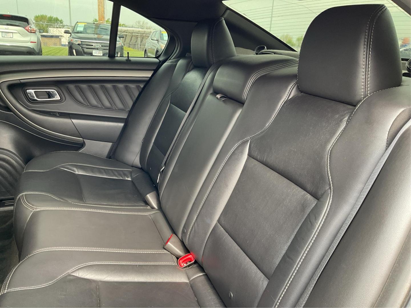 2014 Ford Taurus SEL (1FAHP2E86EG) with an EcoBoost 2L I-4 gasoline direct injection engine, located at 1099 N County Rd 25A , Troy, OH, 45373, (937) 908-9800, 40.057079, -84.212883 - 2014 Ford Taurus SEL - Photo#10